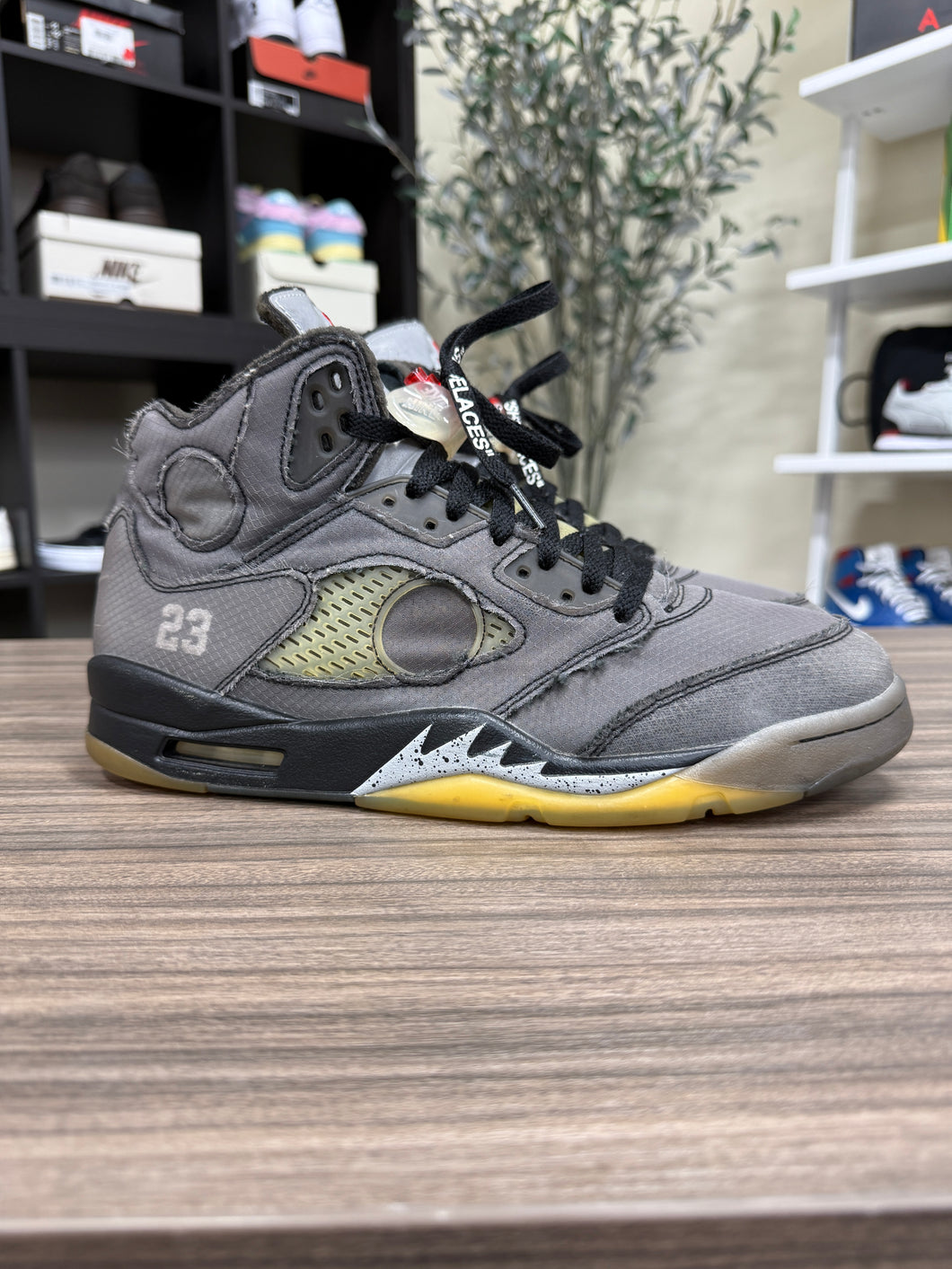 Off White Jordan 5 Muslin Sz 11