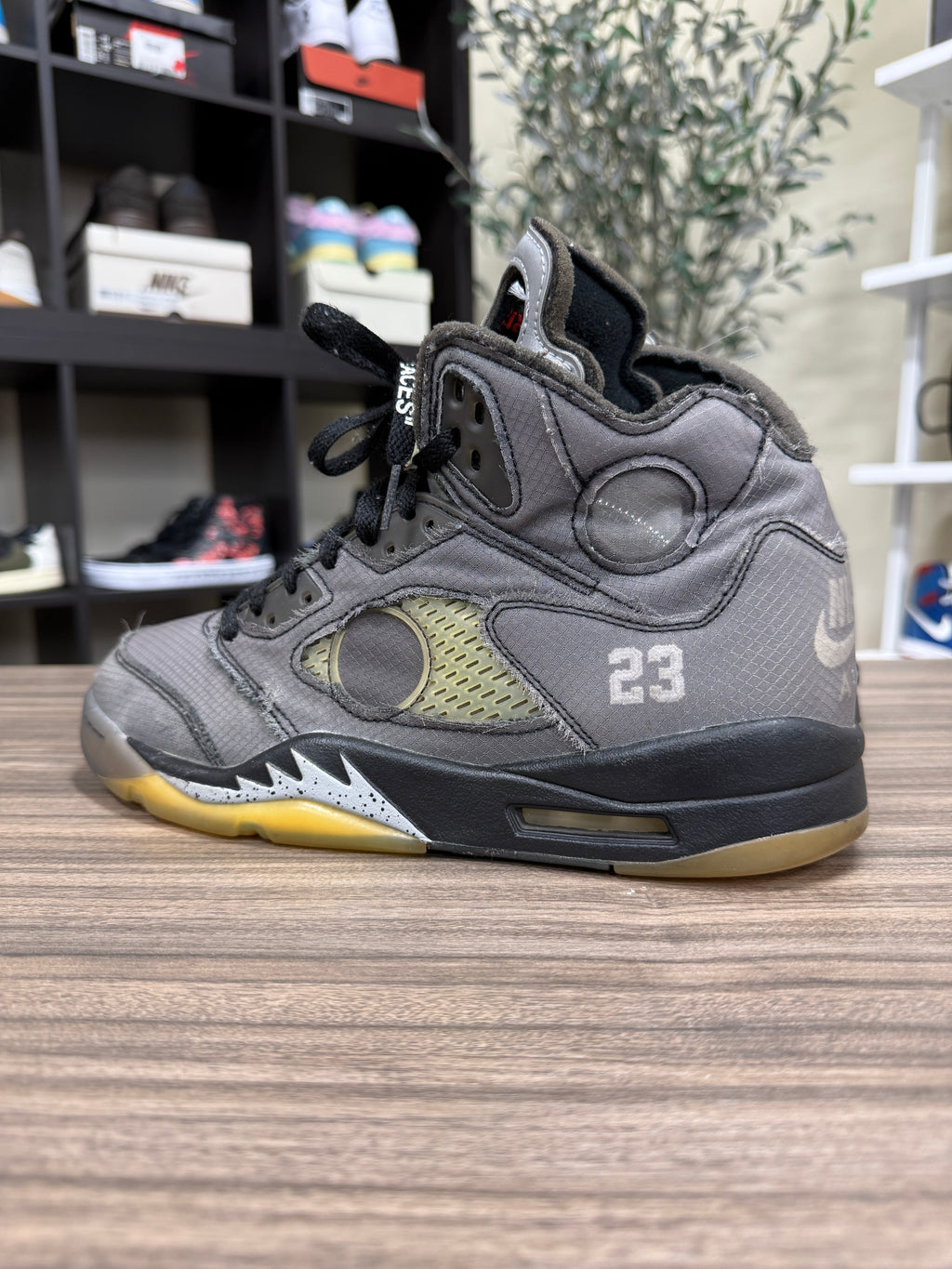 Off White Jordan 5 Muslin Sz 11