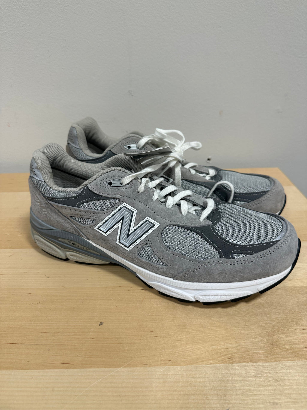 New Balance 990v3 Made in USA Classic Grey White M990GY3 Men’s Size 11