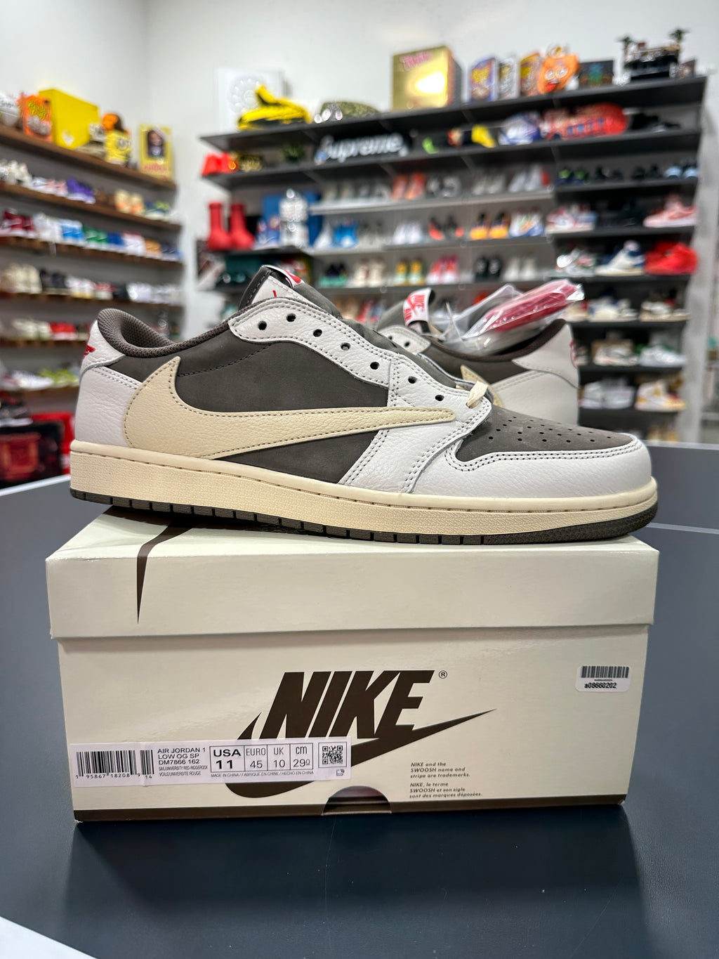 Travis Scott Jordan 1 Low Reverse Mocha Sz 11