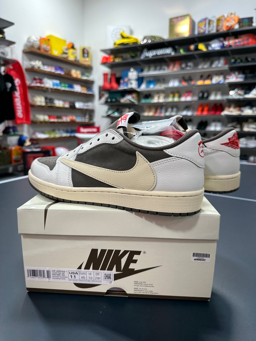 Travis Scott Jordan 1 Low Reverse Mocha Sz 11