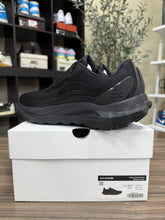 Load image into Gallery viewer, ALO Runner Black Sz 11.5
