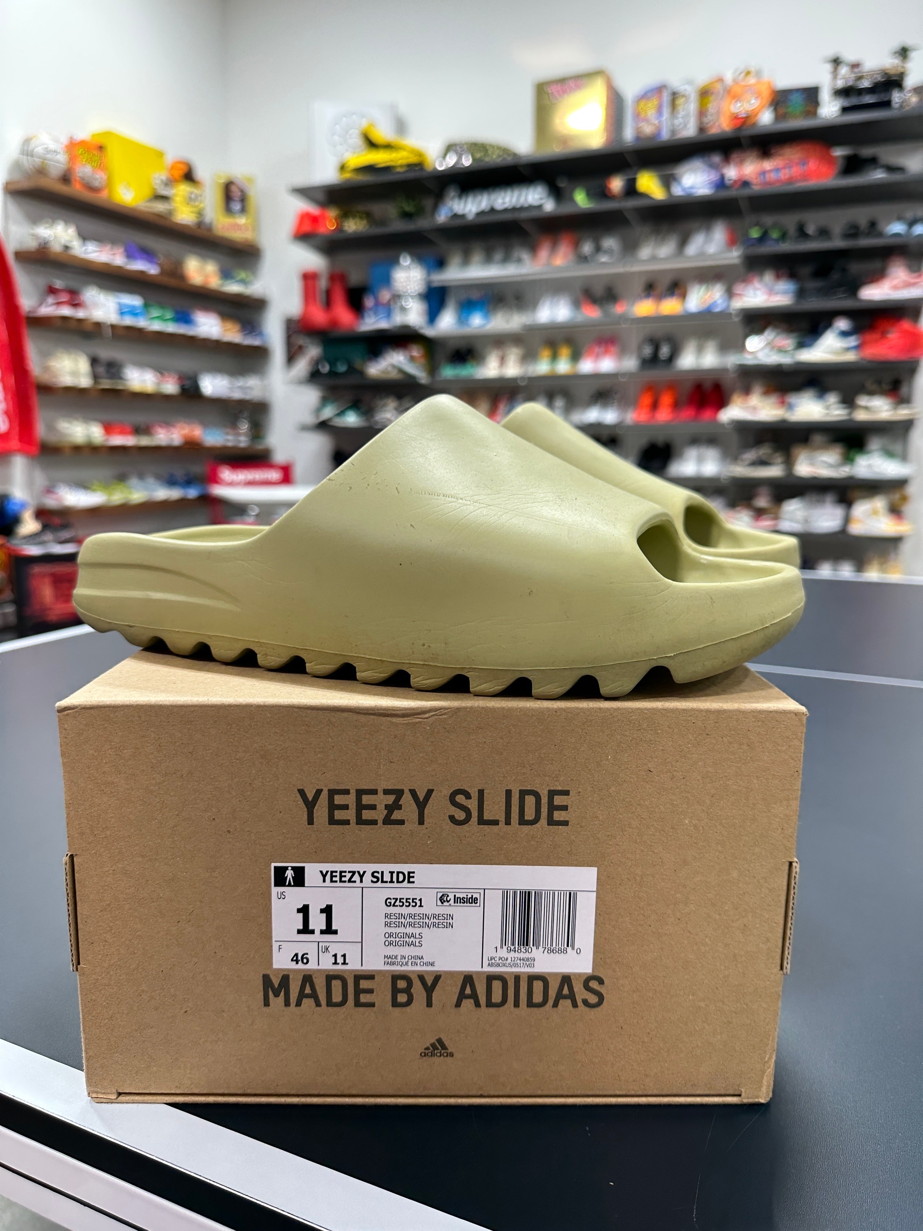 Yeezy Slide Resin Sz 11