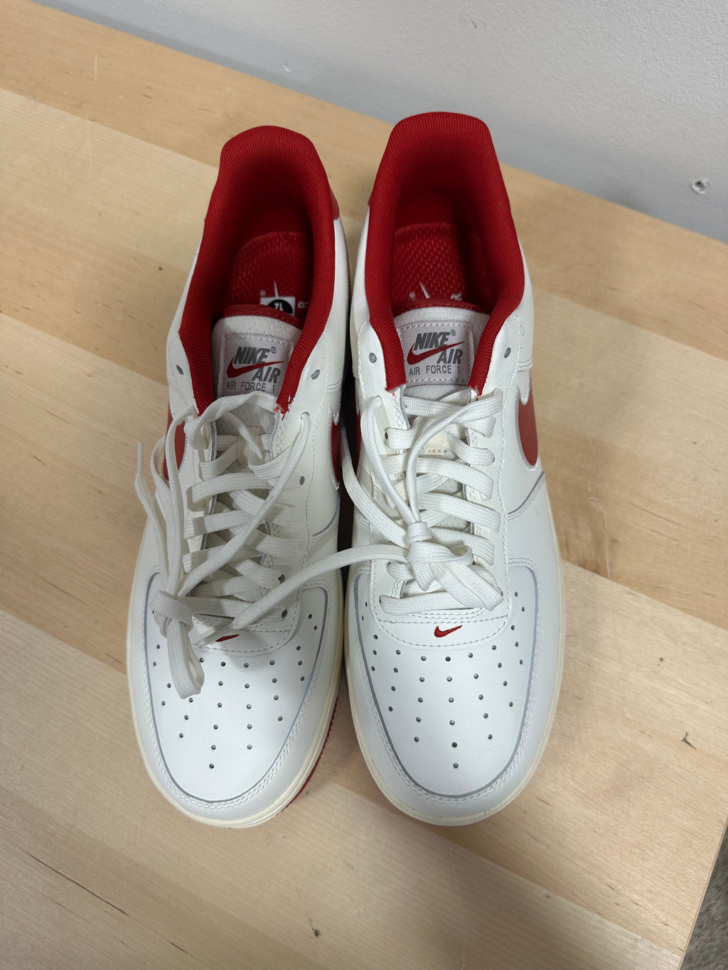 Nike Air Force 1 Low 07 Sail Gym Red Embroidered Swoosh FV0392-101 Men’s Size 12