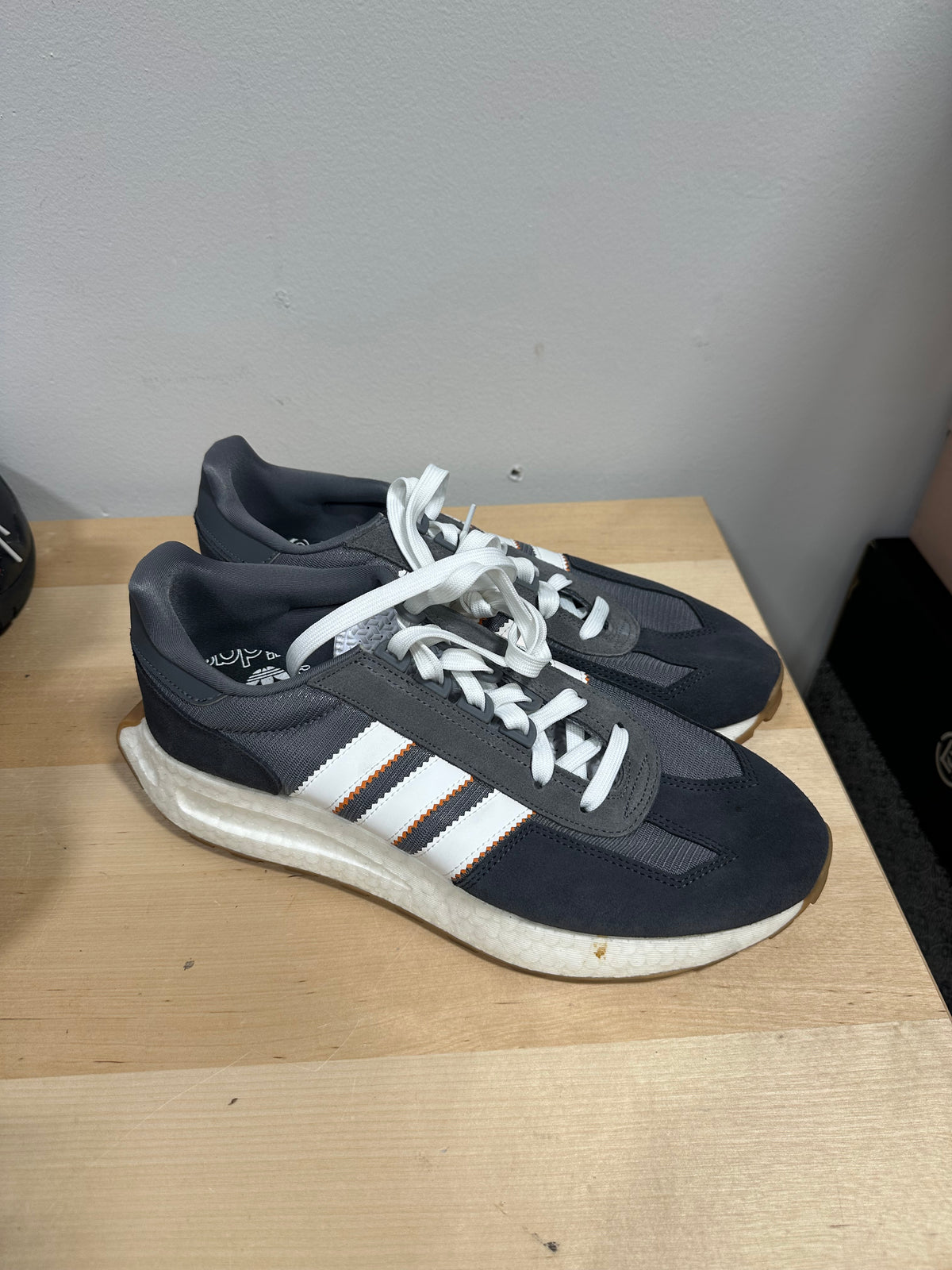 adidas Originals Retropy E5 Grey Carbon Gum Orange GZ6386 Men’s Size 11