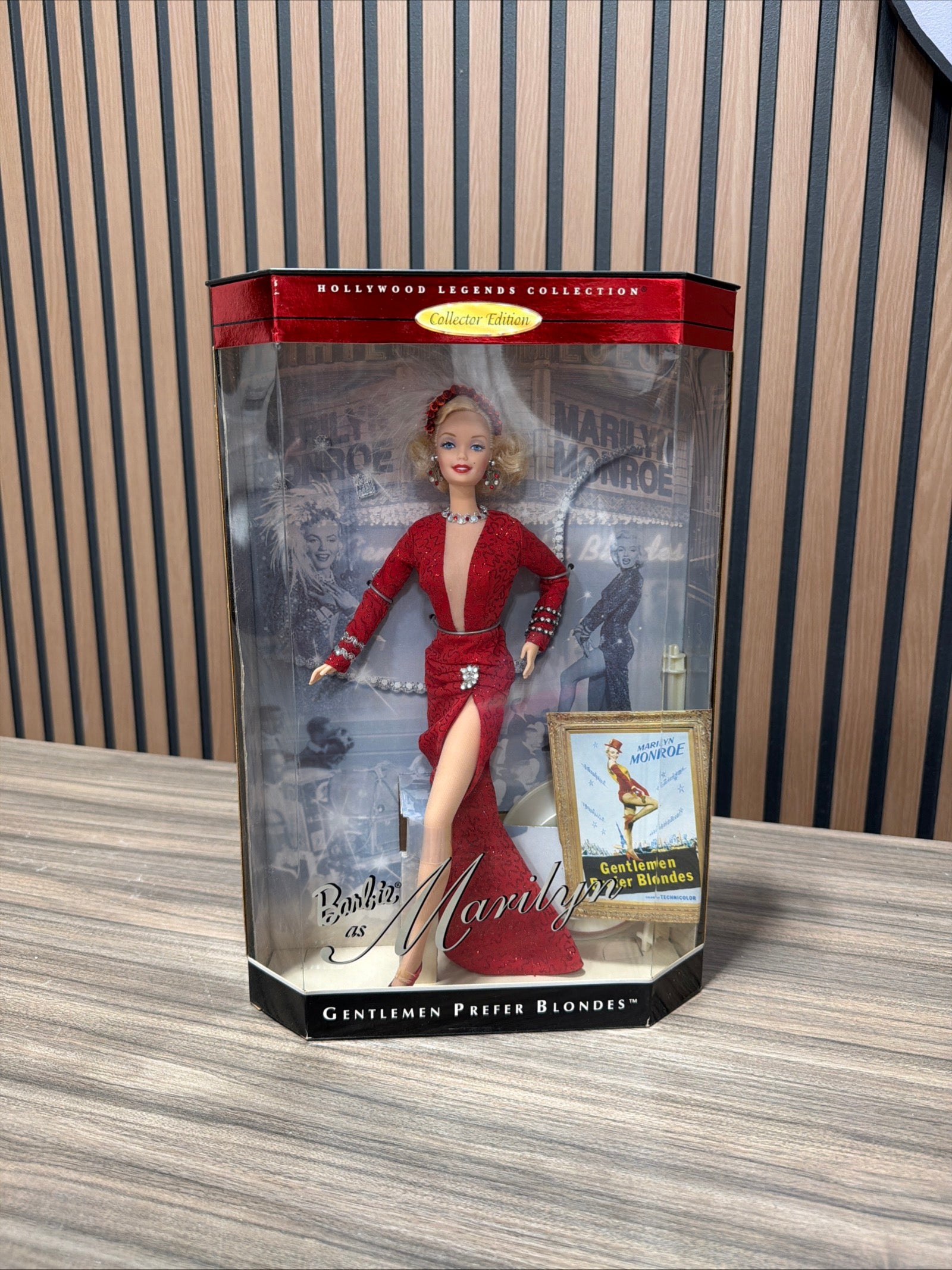 Barbie as Marilyn Monroe Gentlemen Prefer Blondes Doll 1997 Mattel 17452