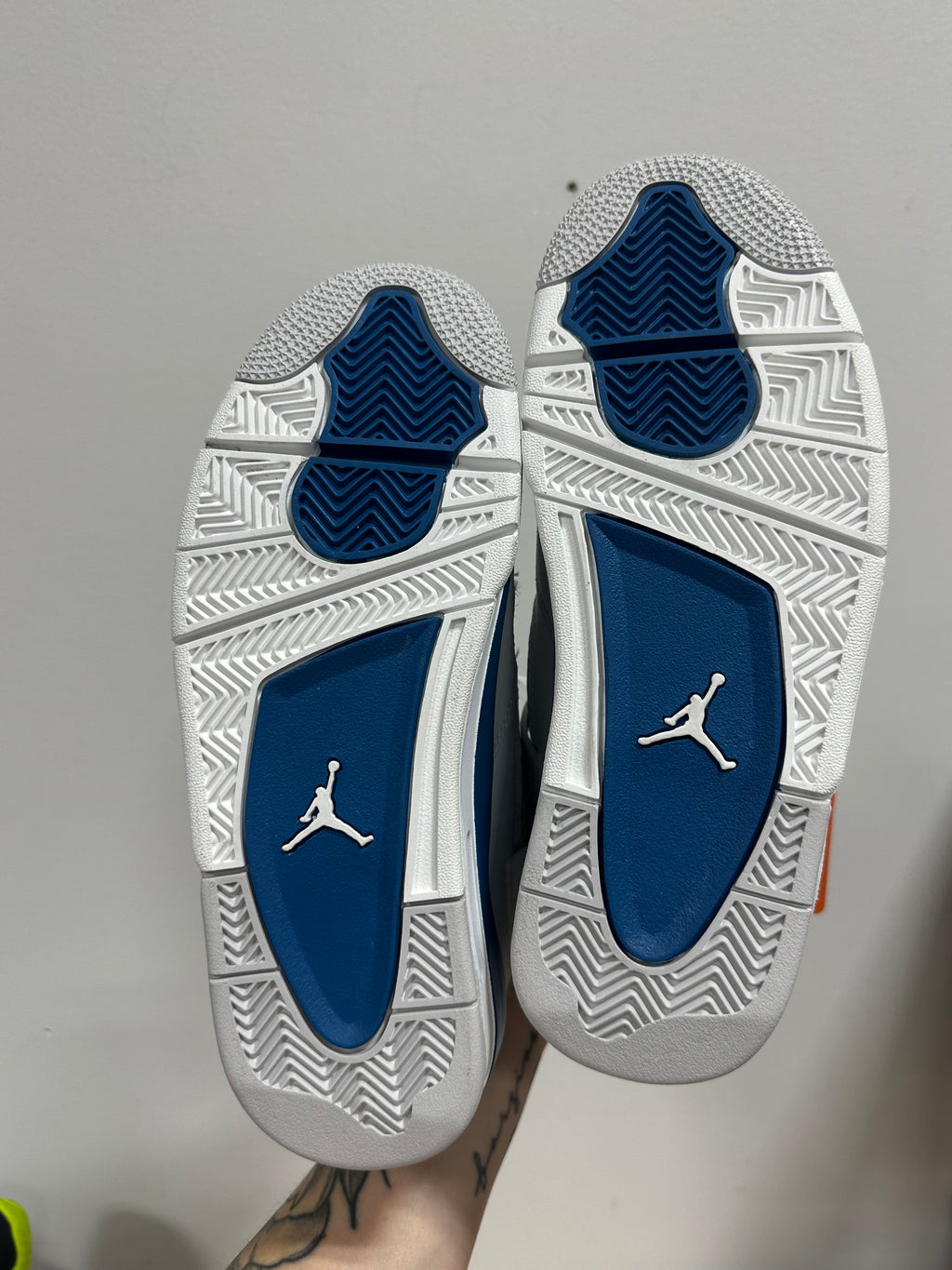 STAINS Nike Air Jordan 4 Retro GS Military Blue 2024 White Grey HF4281-141 Size 6.5Y