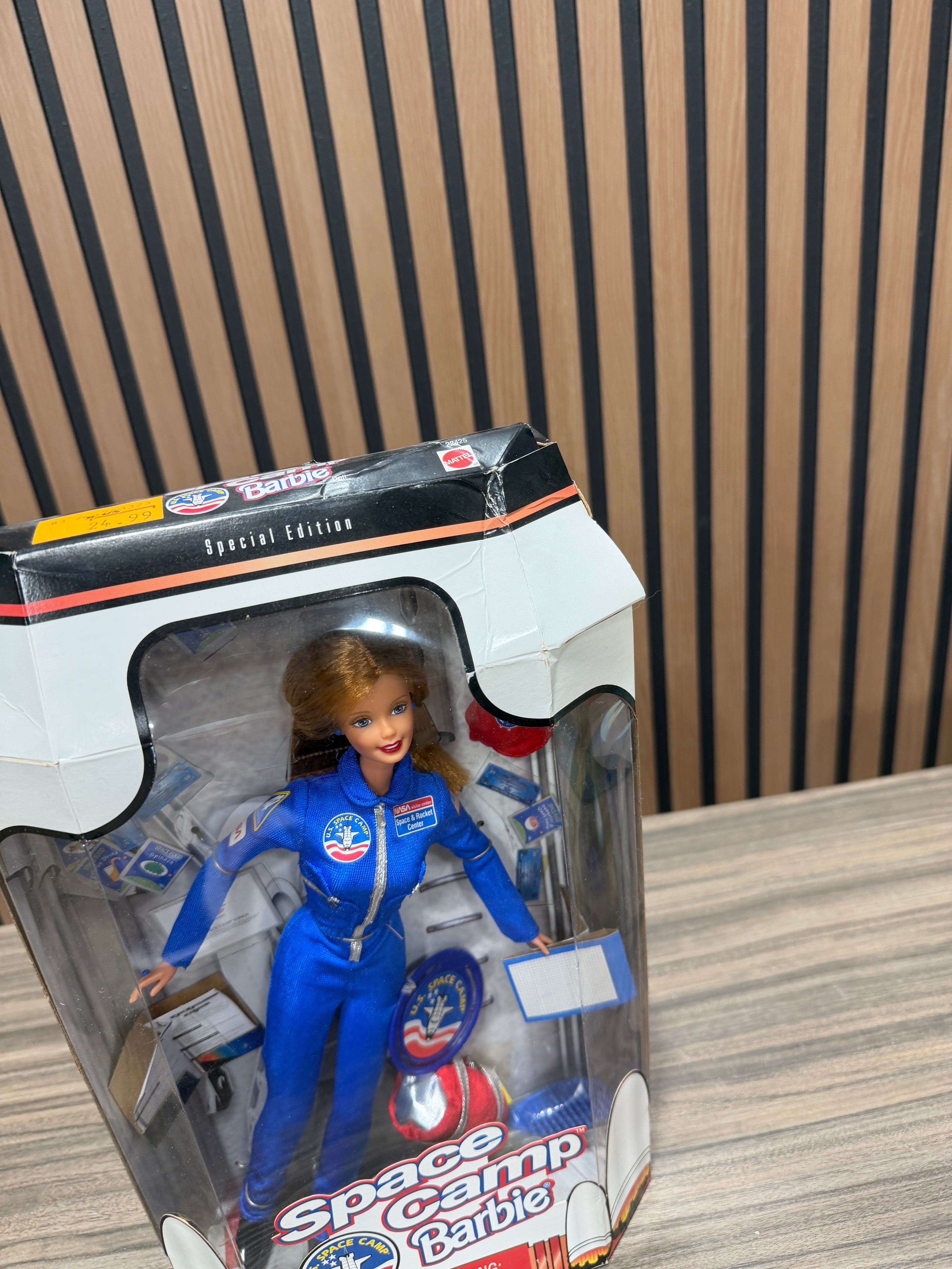 Space Camp Barbie Special Edition 1998 Mattel 22425