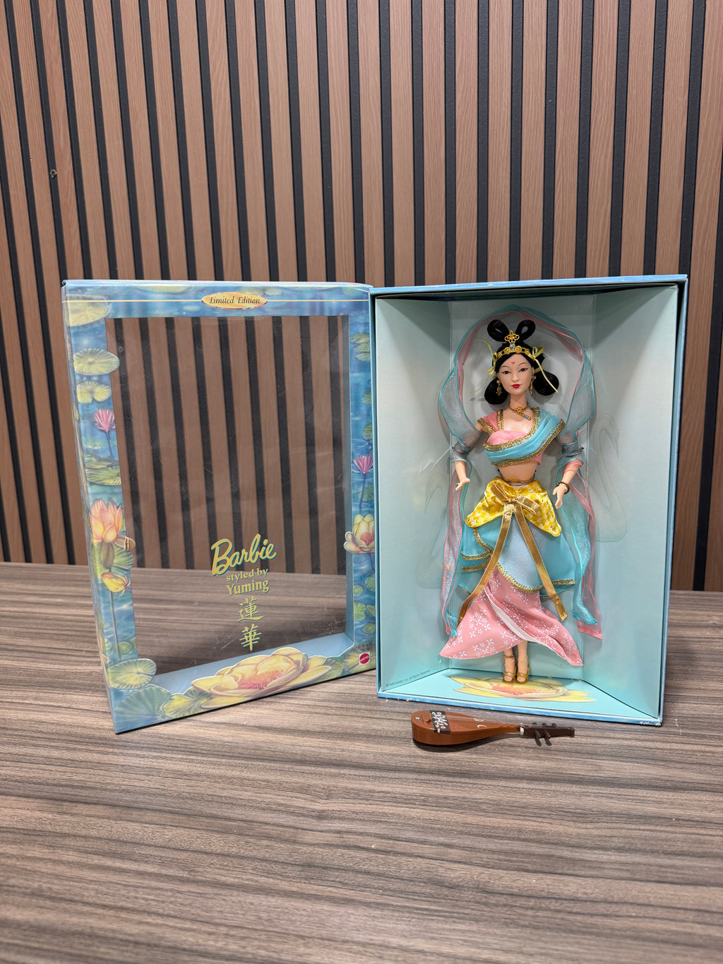 Barbie Doll Styled by Yuming Limited Edition 1999 Mattel Item No. 25792 NEW