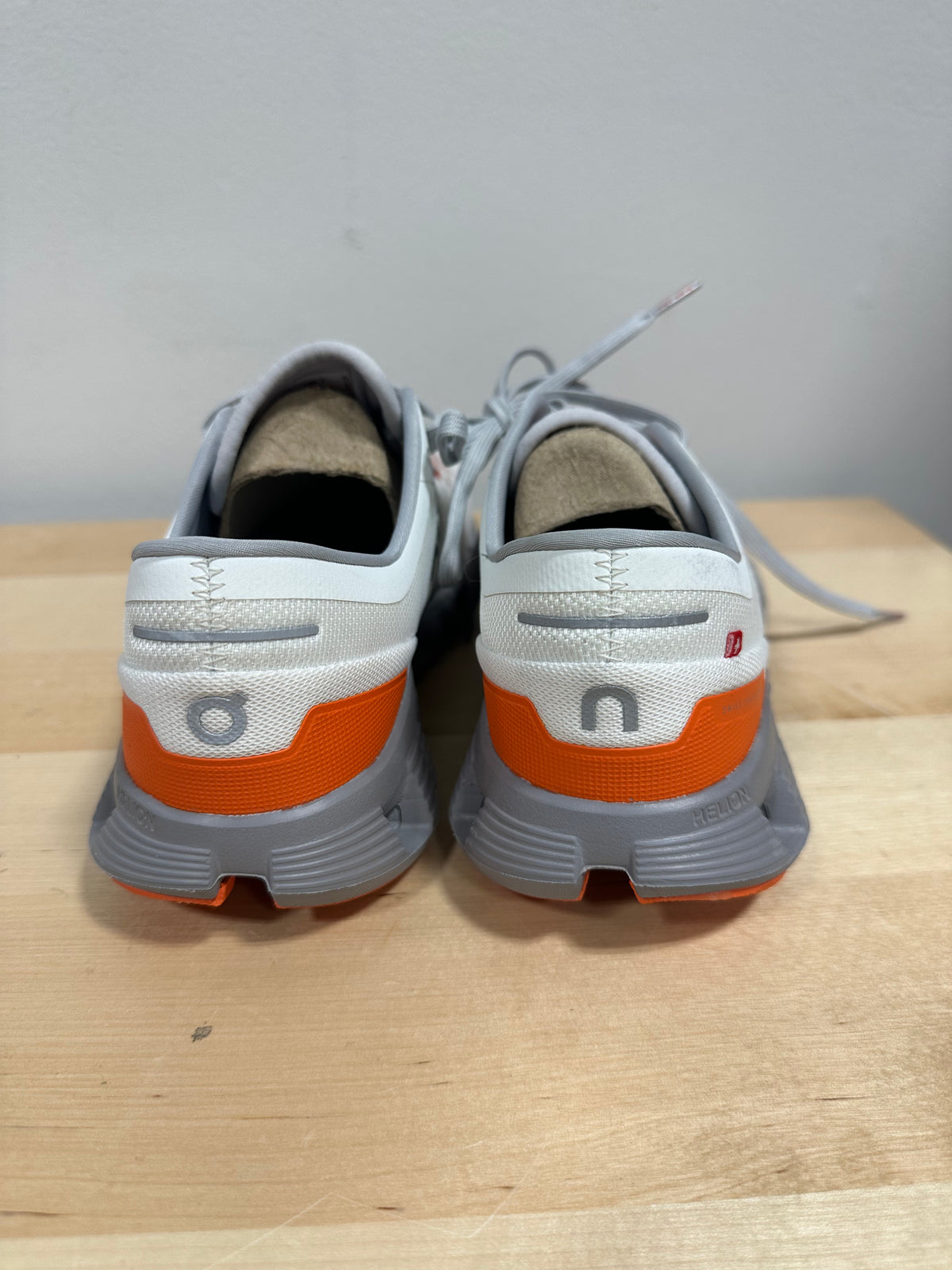 On Running Cloud X 3 Ivory Alloy Orange Mesh 60.98252 Women’s Size 9