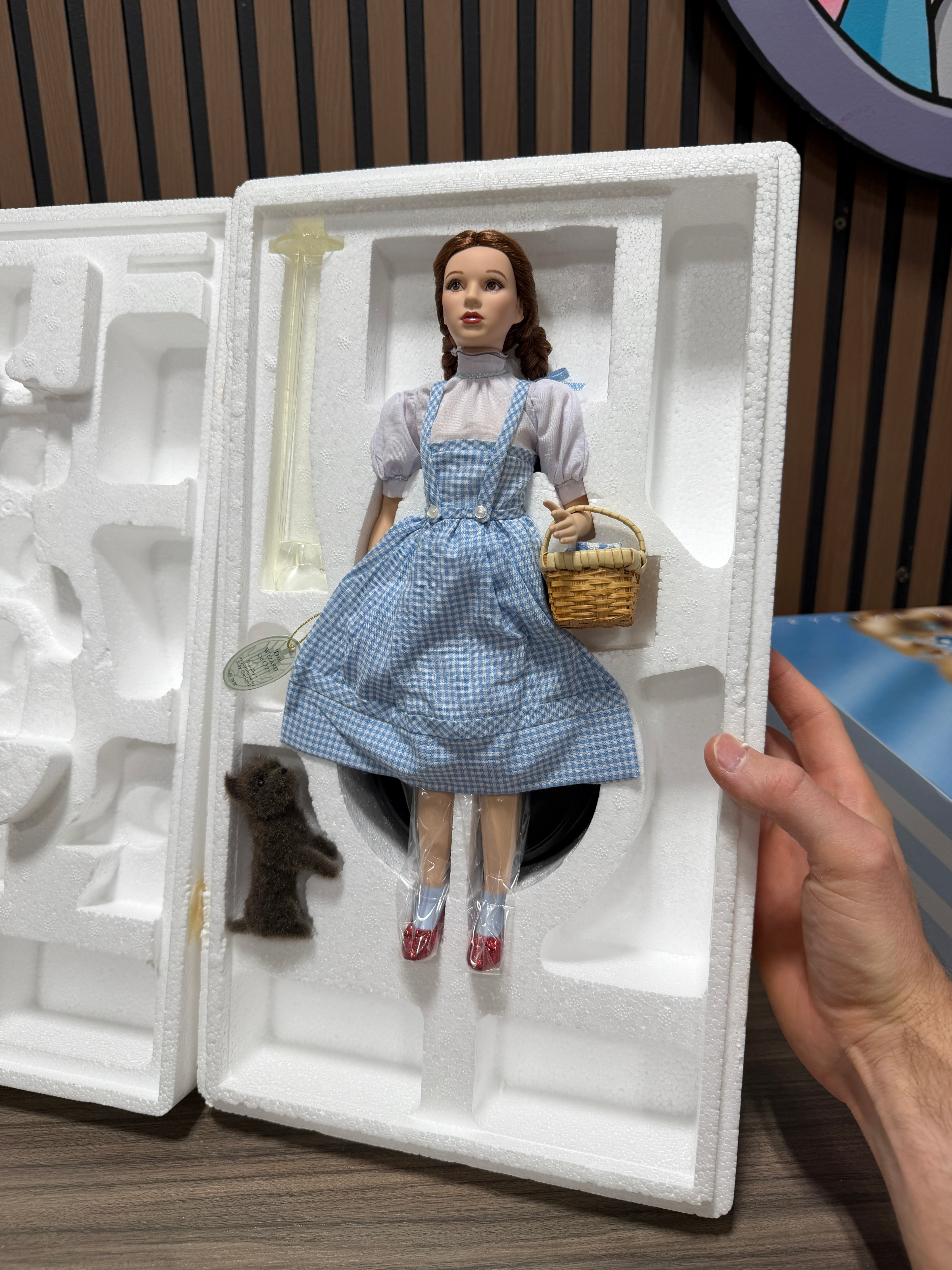 Wizard of Oz Dorothy Porcelain Doll Timeless Treasures 2000 Mattel #26834
