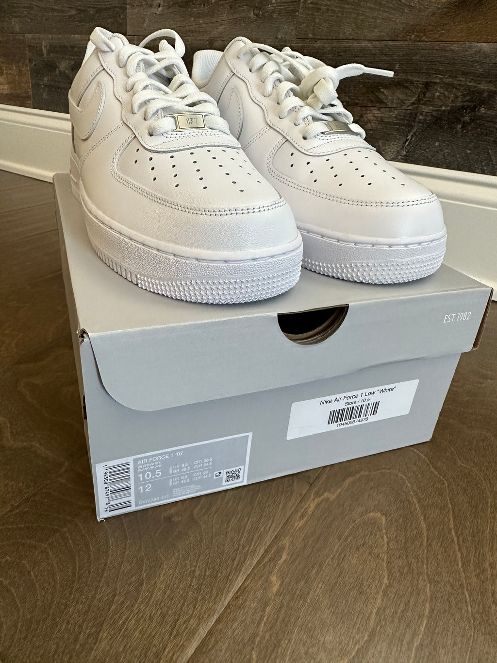 Nike Air Force 1 Low '07 White Sz 10.5