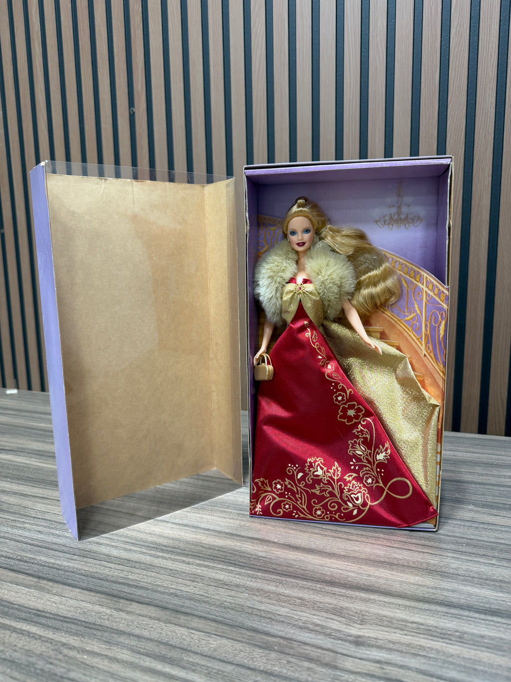 Glamorous Gala Barbie Doll Caucasian 2003 Mattel B2722