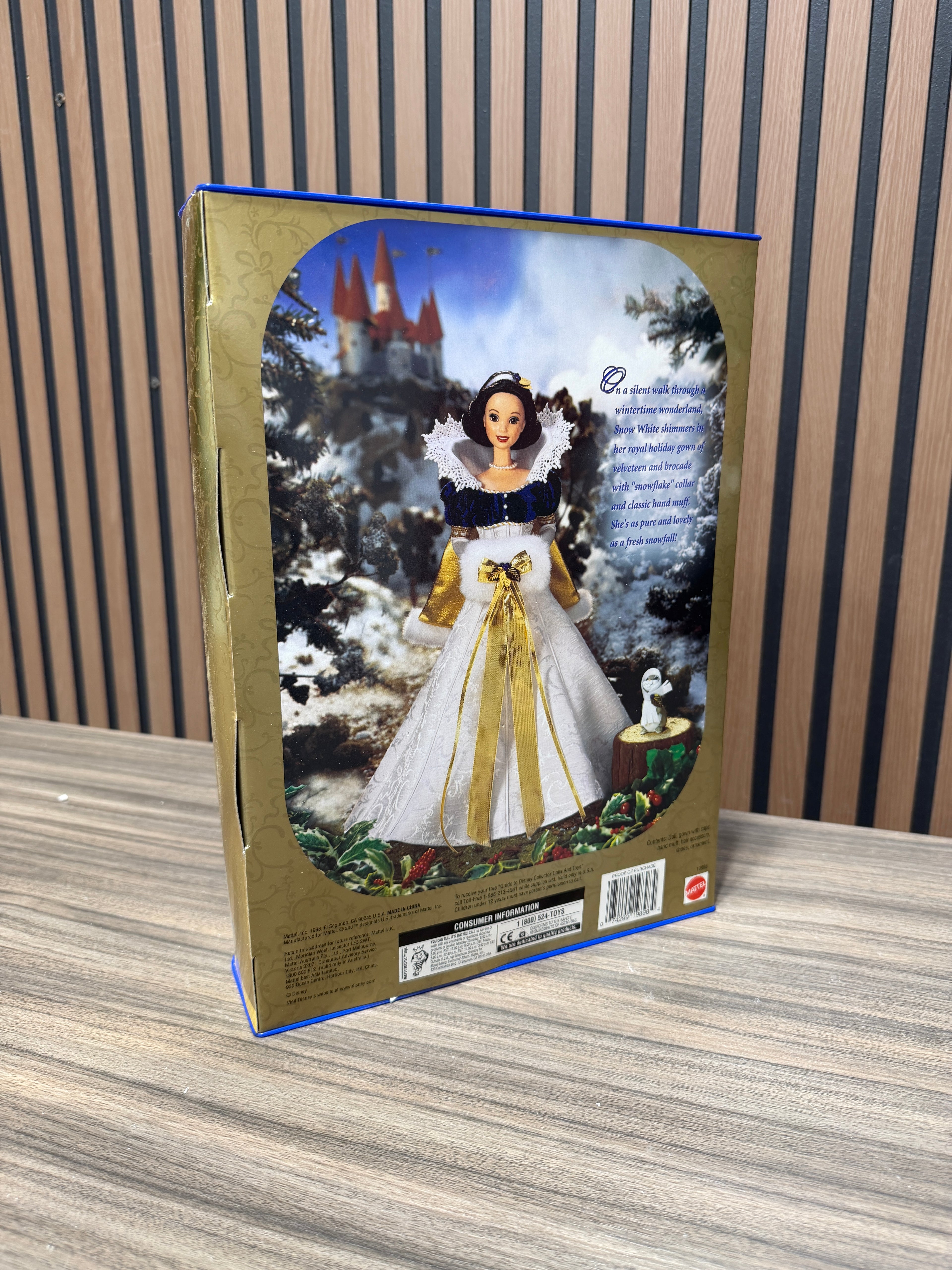 Disney's Snow White Holiday Princess Doll with Ornament 1998 Mattel 19898