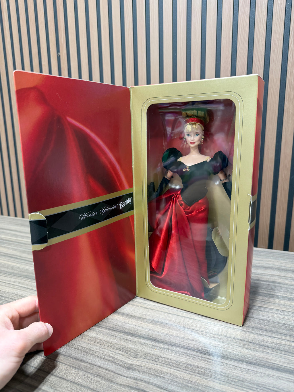 Winter Splendor Avon Special Edition Barbie Doll African American Mattel 19358