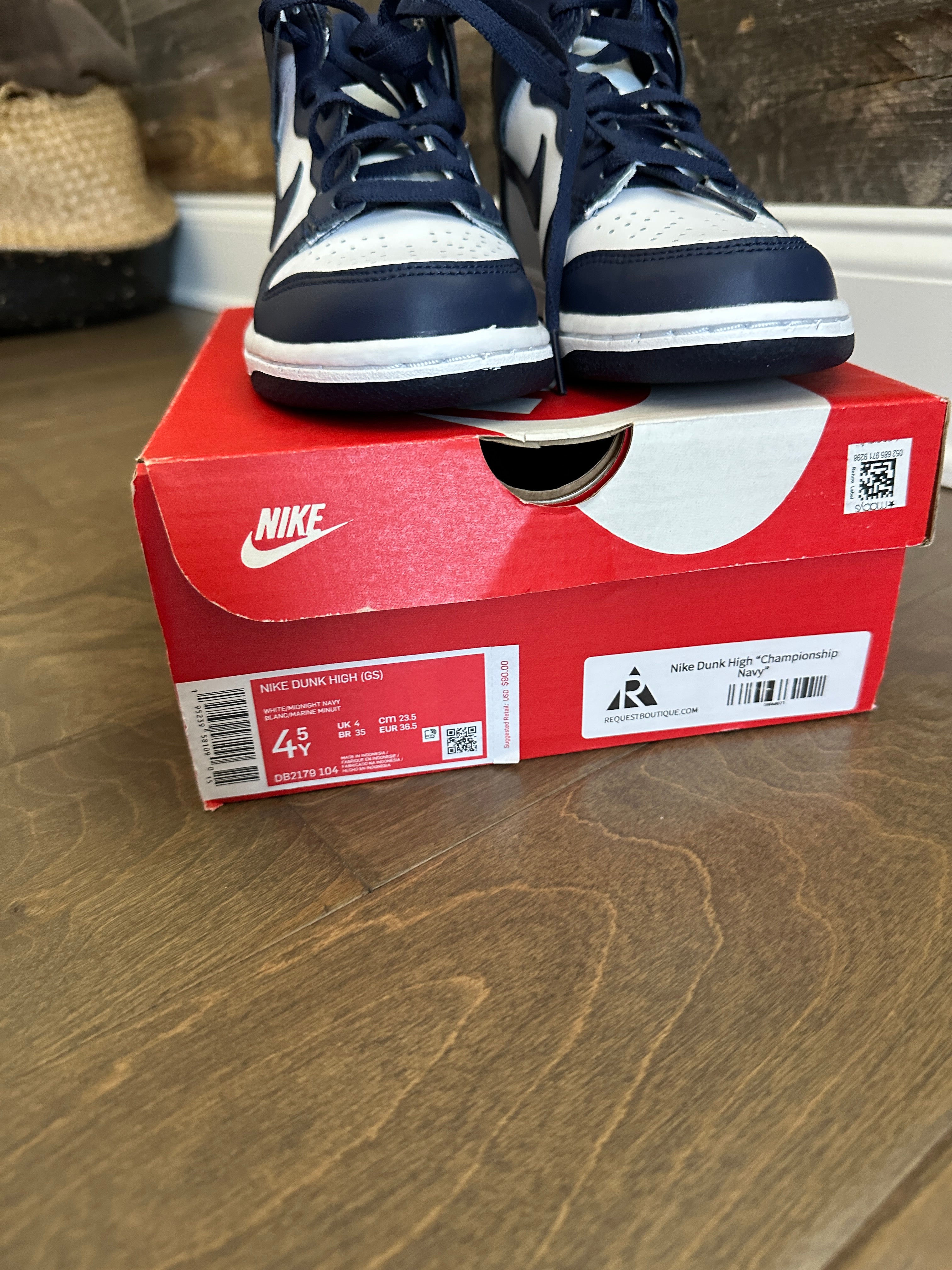 Nike Dunk High Championship Navy (GS) Sz 4.5Y
