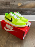 Nike Dunk Low SE Splash Volt Sz 10