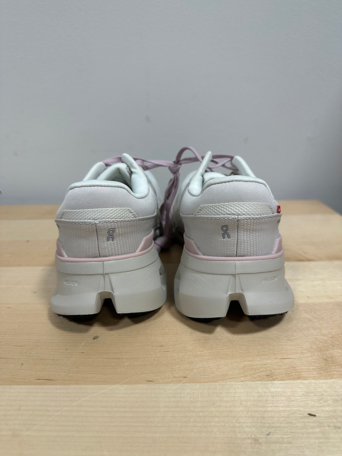 On Running Cloudrunner 2 Wide Ivory Mauve Pink 3WE10342264 Women's Size 8 US