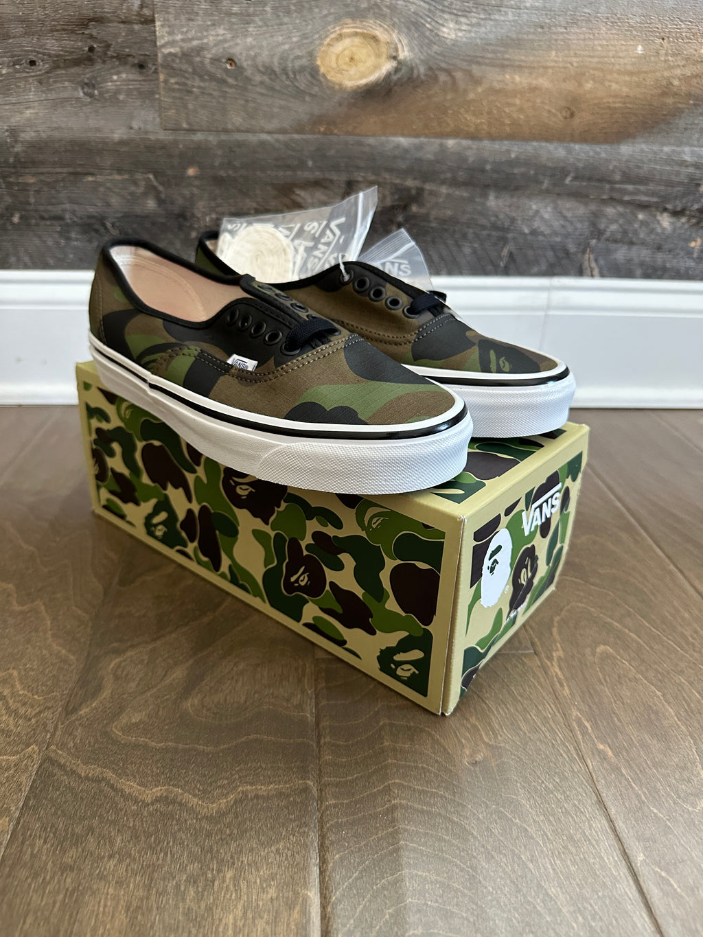 Vans Authentic 44 DX Bape 1st Camo Sz M7.5 W9
