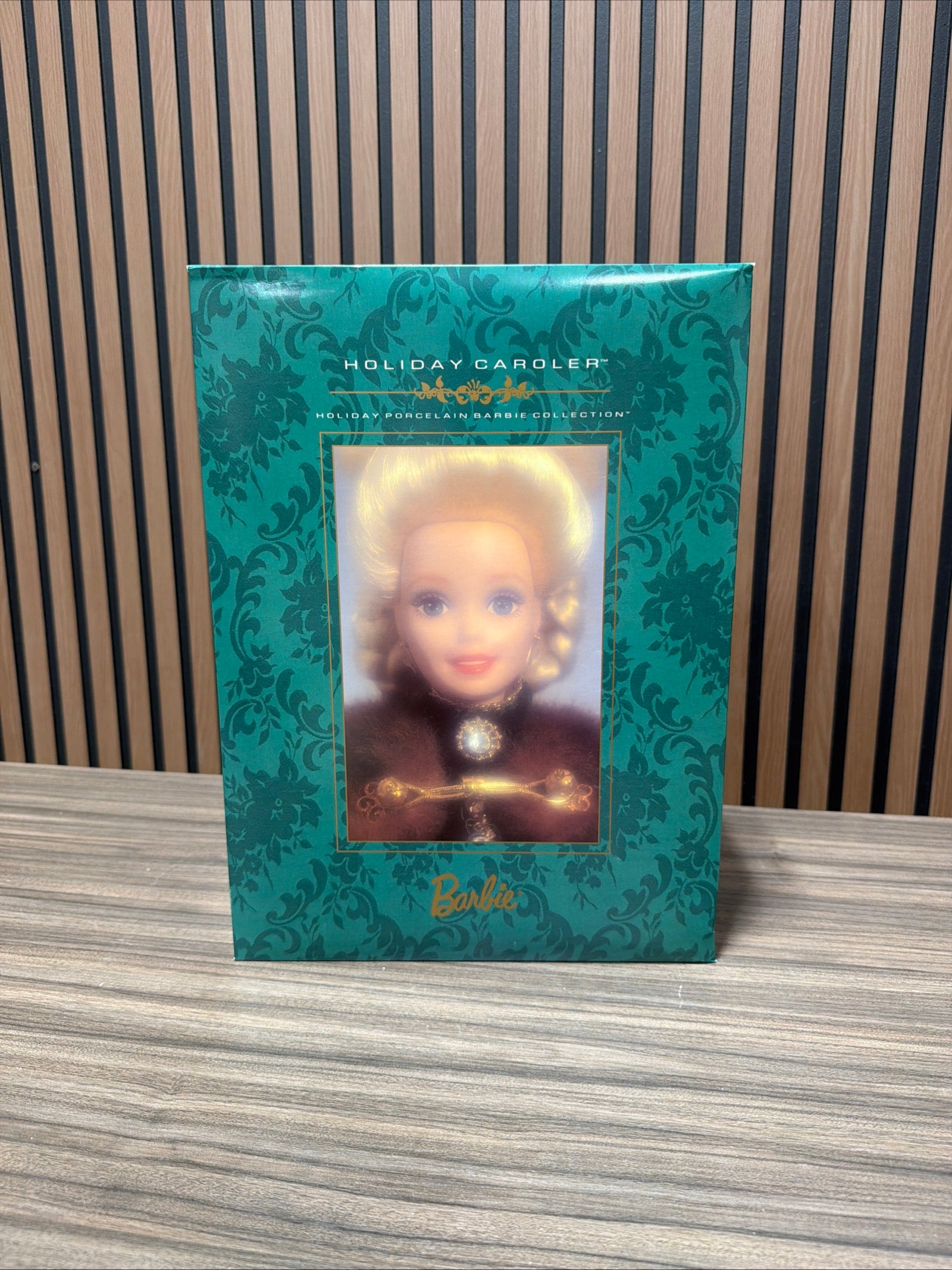 Barbie Holiday Caroler Doll Holiday Porcelain Collection 1996 Mattel 15760