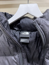 Load image into Gallery viewer, The North Face Womens Hydrenalite Down Jacket TNF Black/Small
