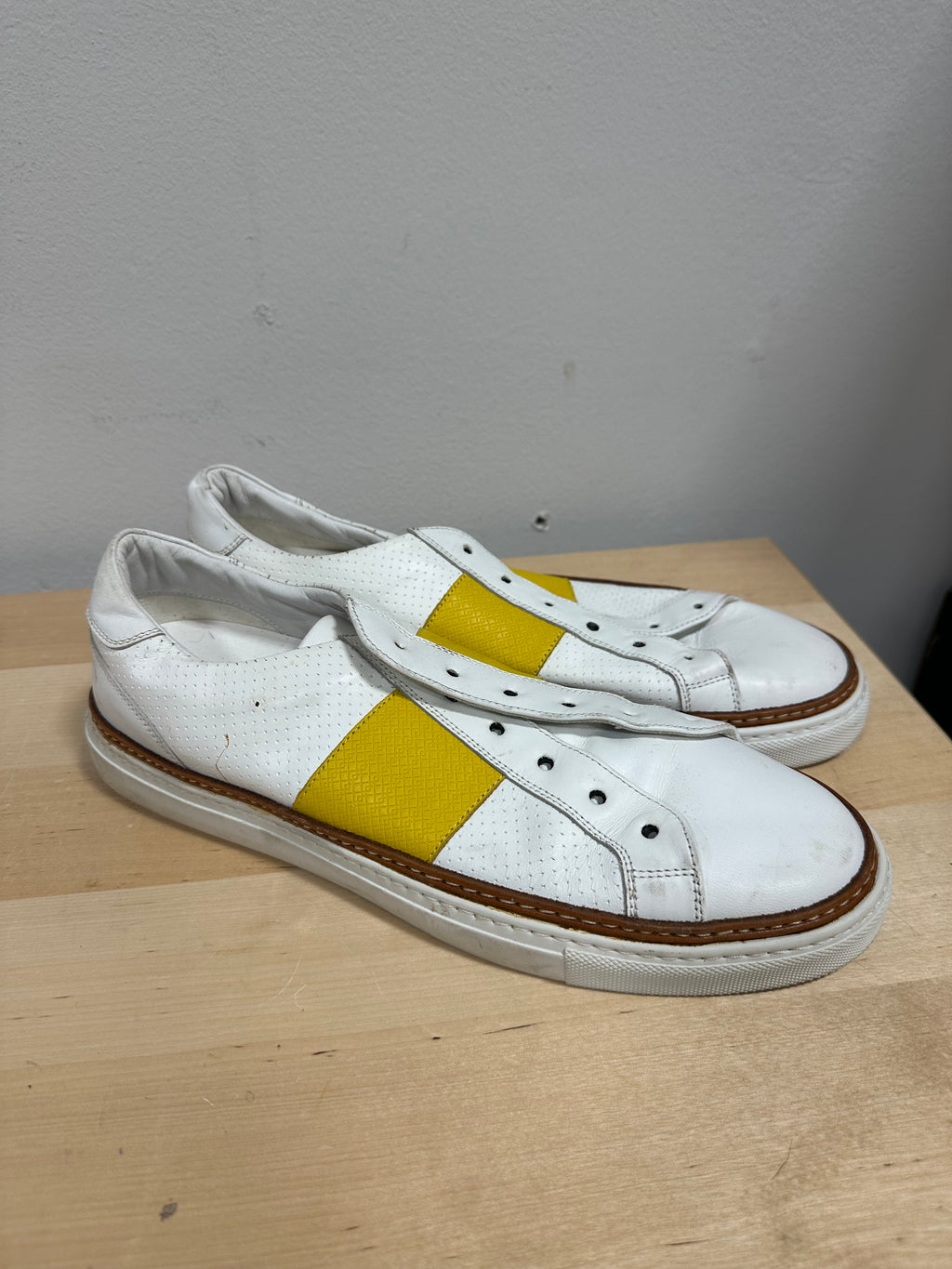 Canali White Perforated Leather Yellow Panel Low Top Sneakers 791212 Men's Size 10 (EU 43)