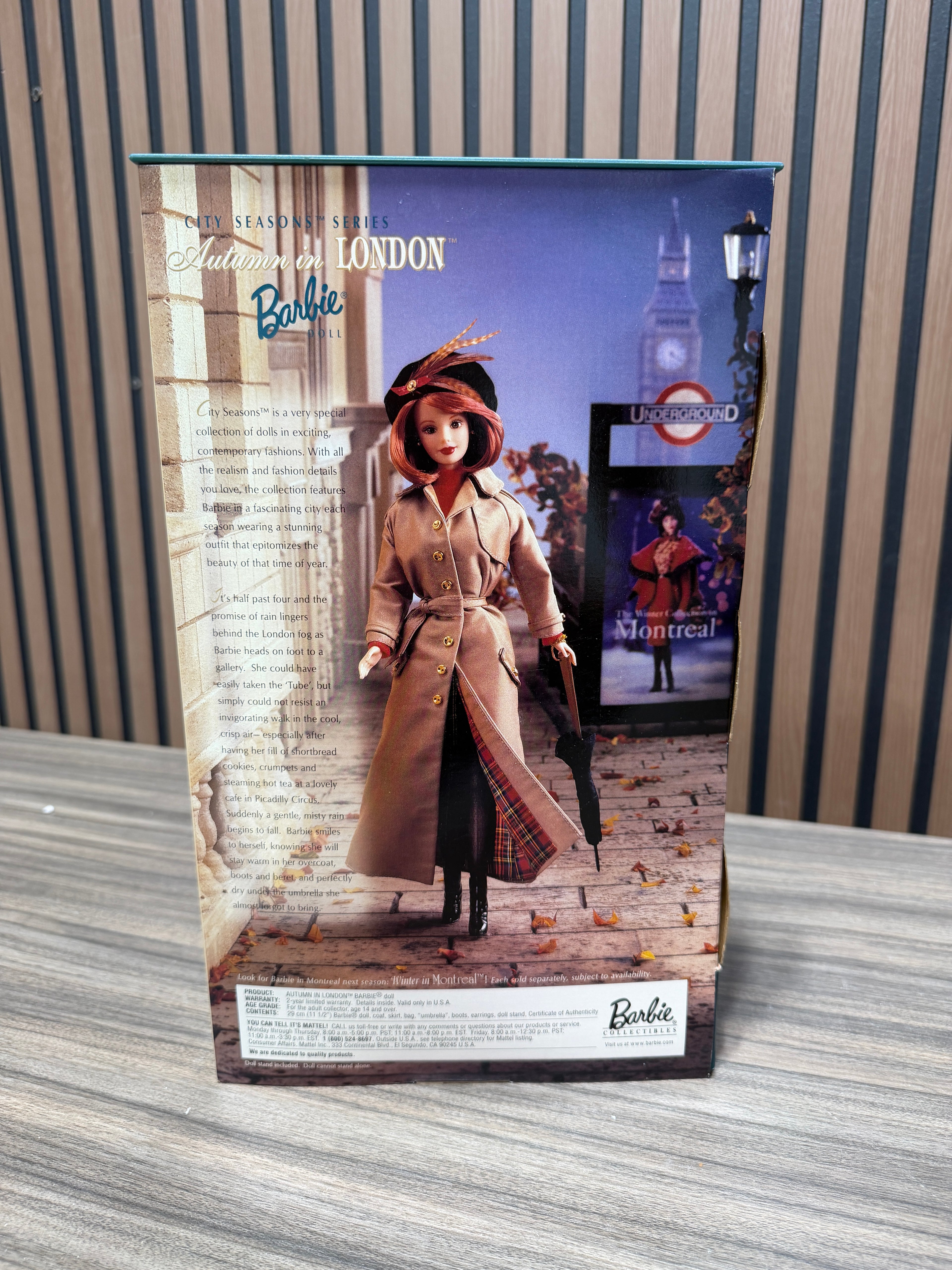 Autumn in London Barbie Doll City Seasons 1999 Mattel 22257
