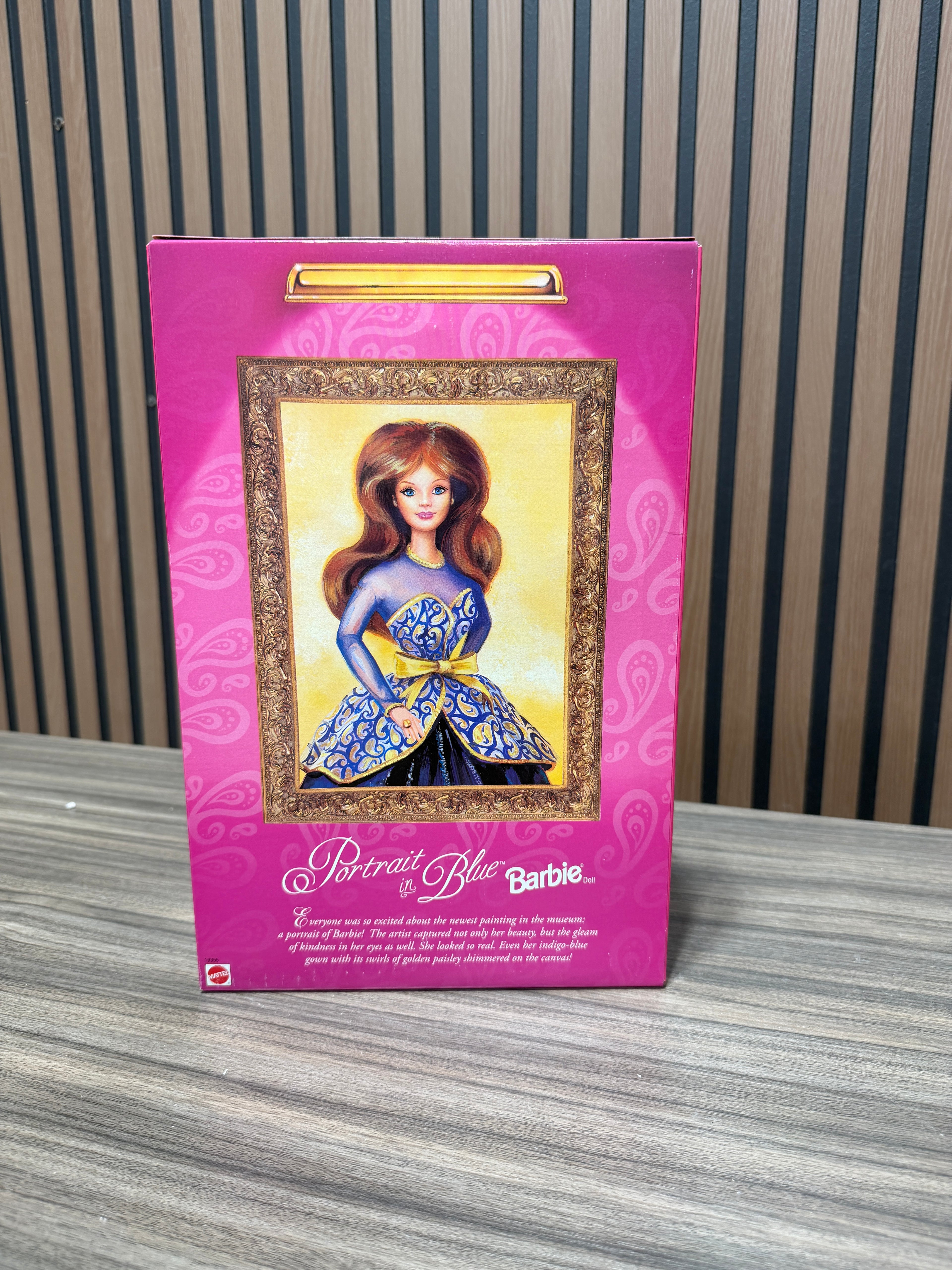 Portrait in Blue Barbie Doll Special Edition Wal-Mart Exclusive 1997 Mattel NEW