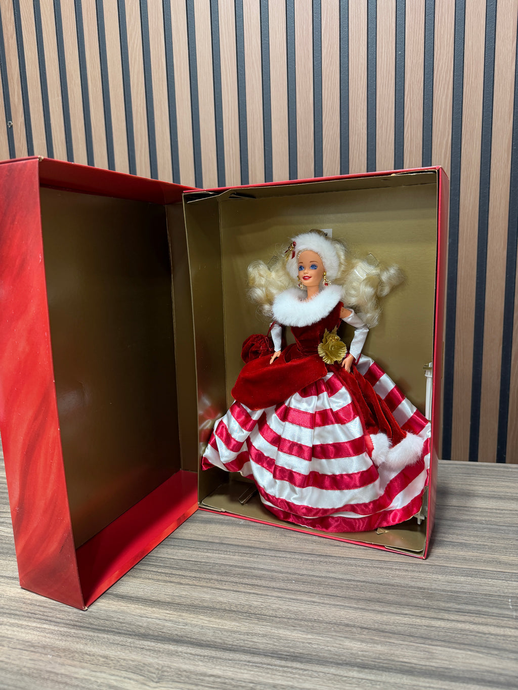 Peppermint Princess Barbie Doll Limited Edition 13598 Mattel 1994