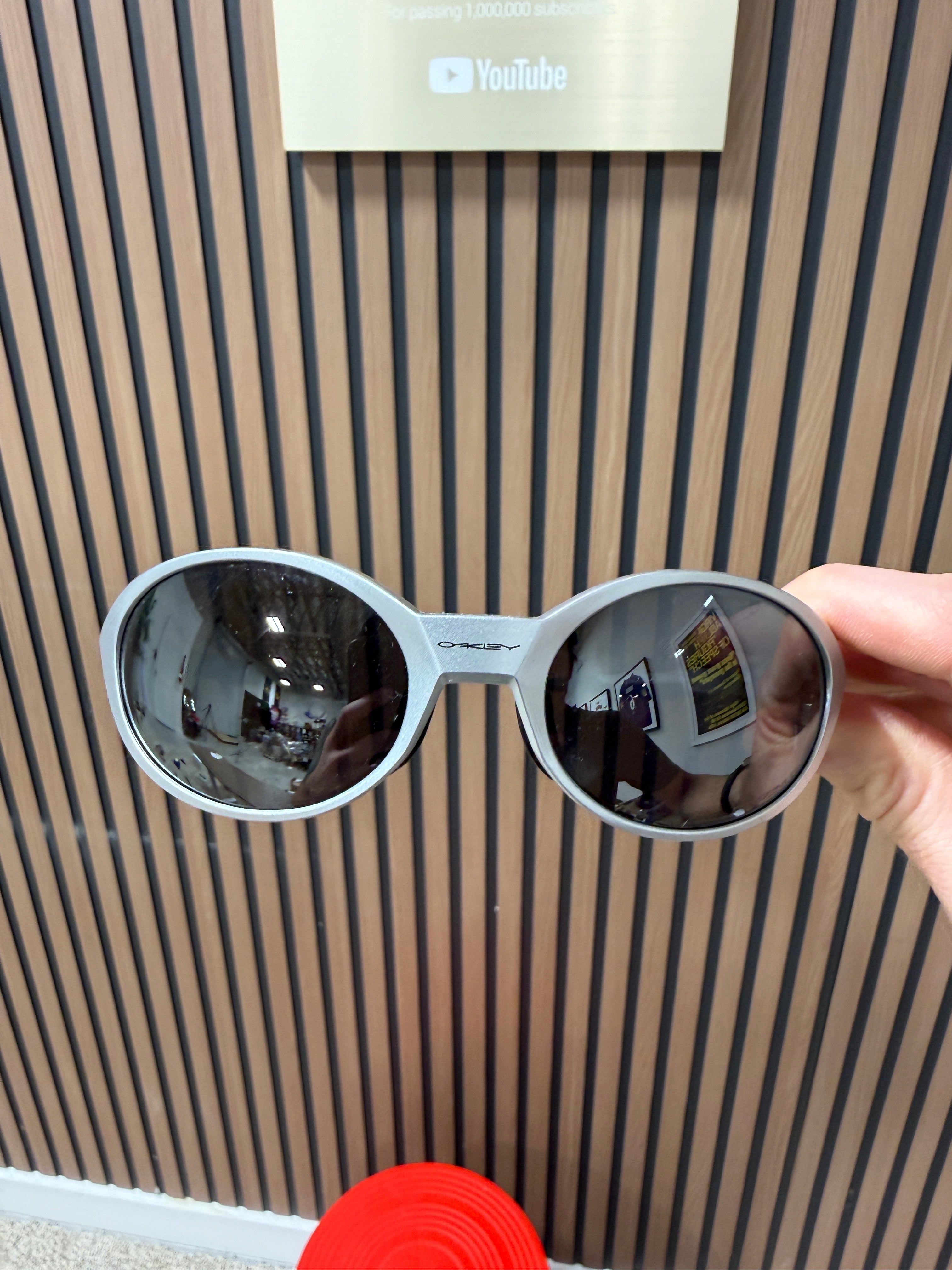 OAKLEY Silver Eye Jacket Redux Sunglasses Small scratch
