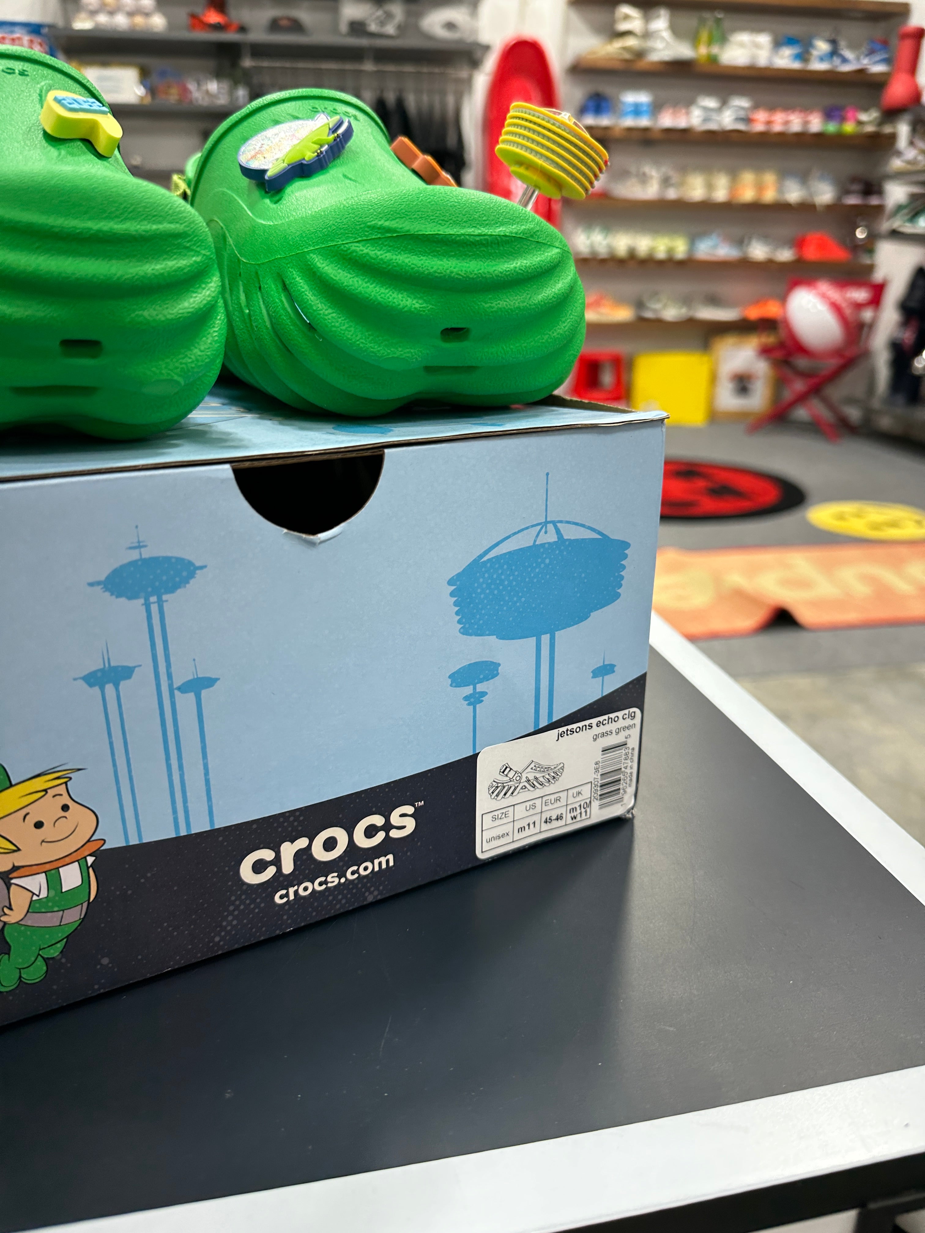 Crocs Extra Butter Jetsons Sz 11