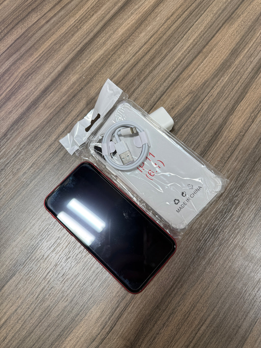 Apple iPhone 11 (Great Condition) - (Unlocked AT&T Verizon T-Mobile etc..)