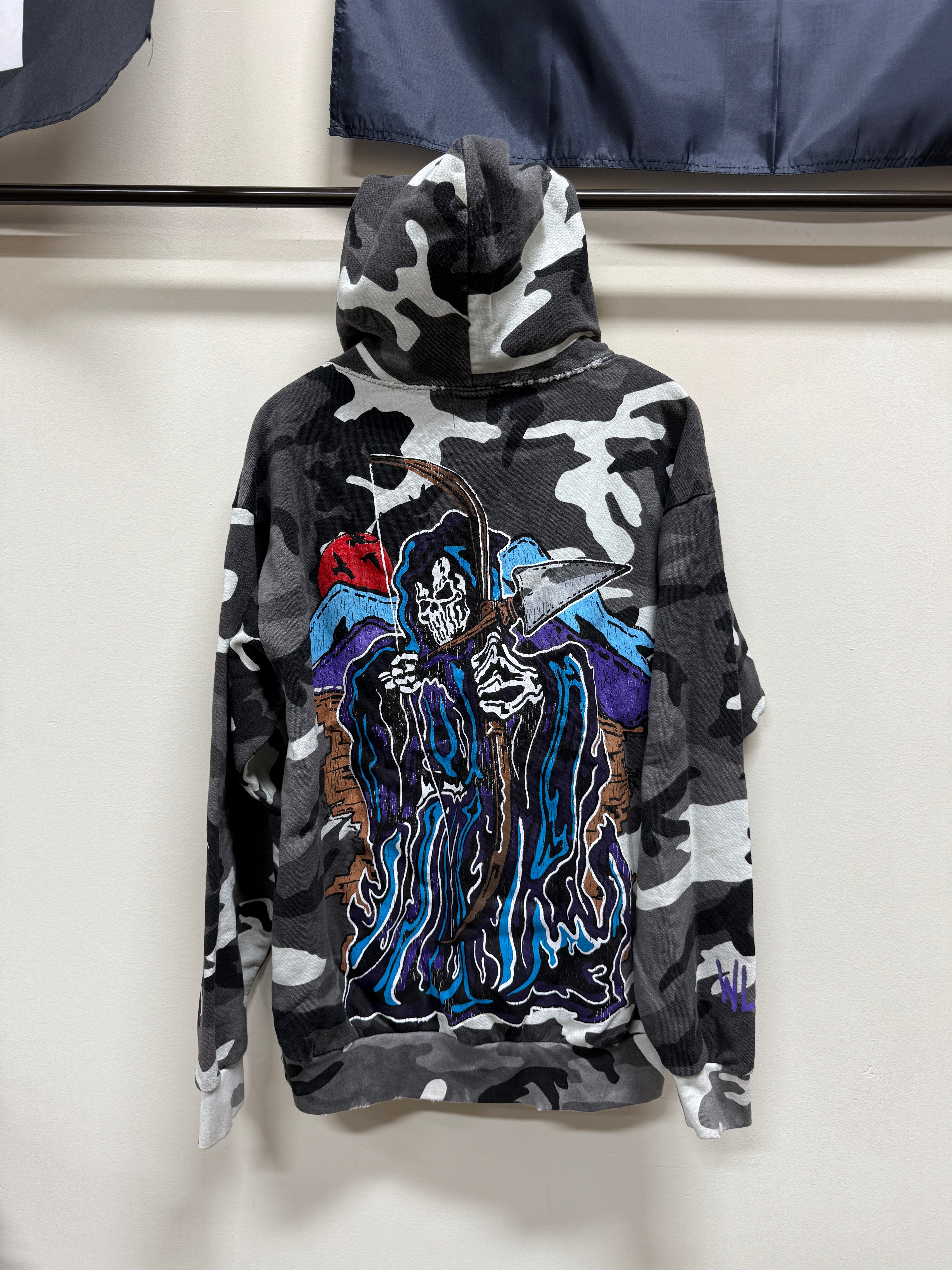 Warren Lotas Hoodie Sz L