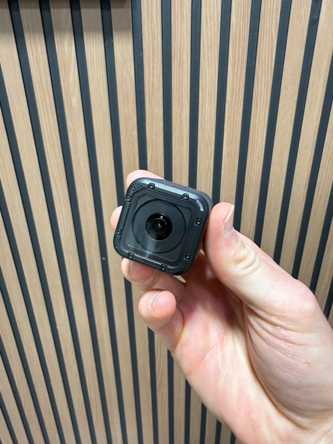 GoPro Hero4 Session Action Cam – Waterproof Mini Camera – Tested & Working