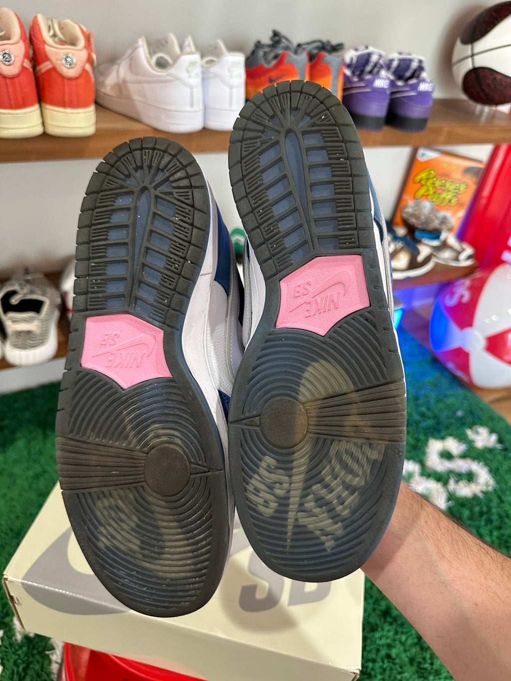 Nike SB Dunk Low Born X Raised Sz 11