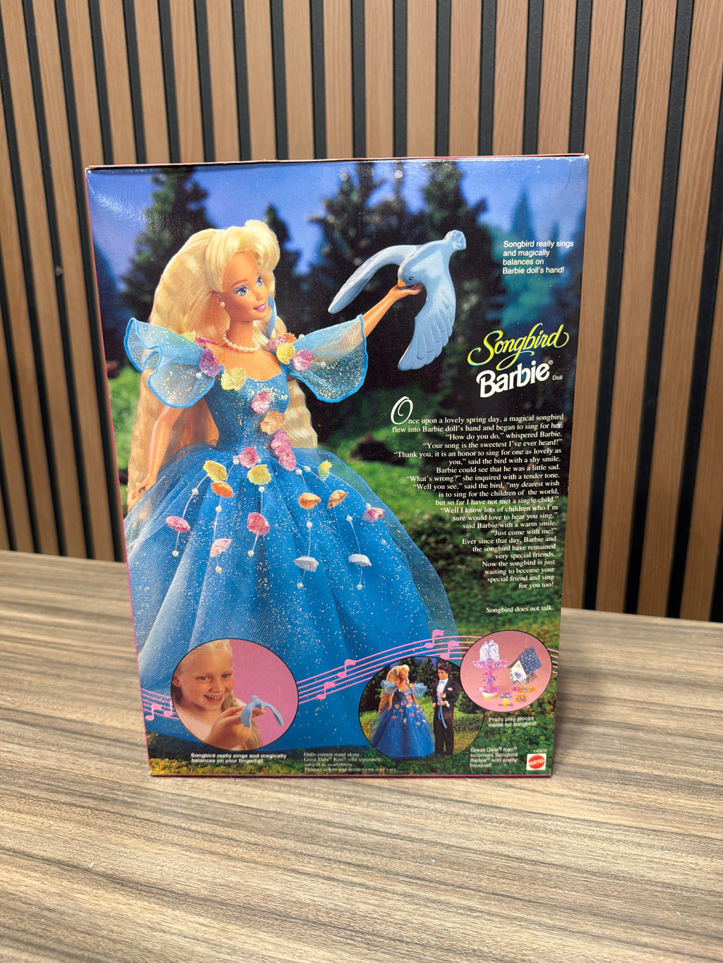 1995 Songbird Barbie Doll with Real Singing Songbird Mattel 14320
