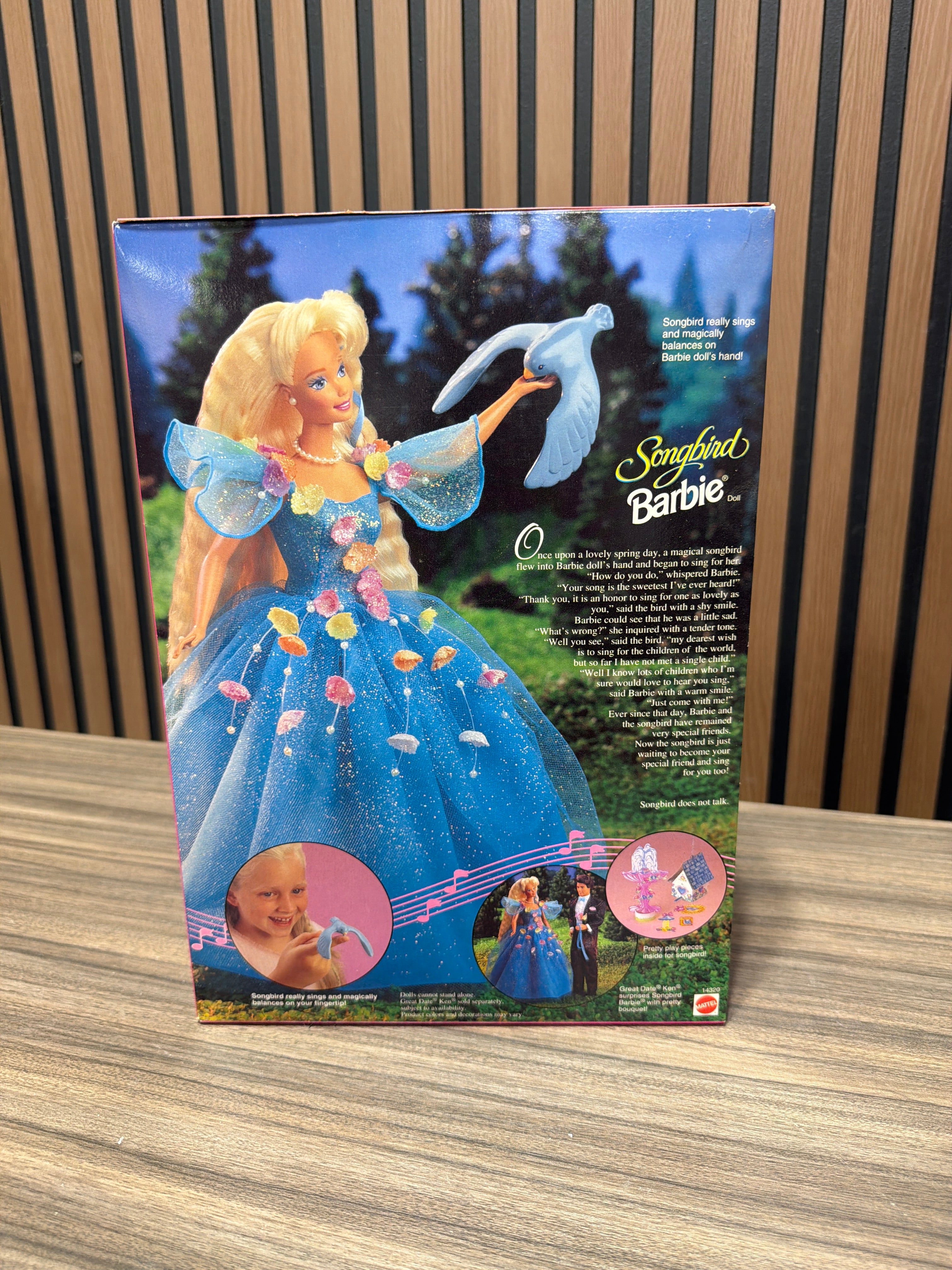 1995 Songbird Barbie Doll with Real Singing Songbird Mattel 14320