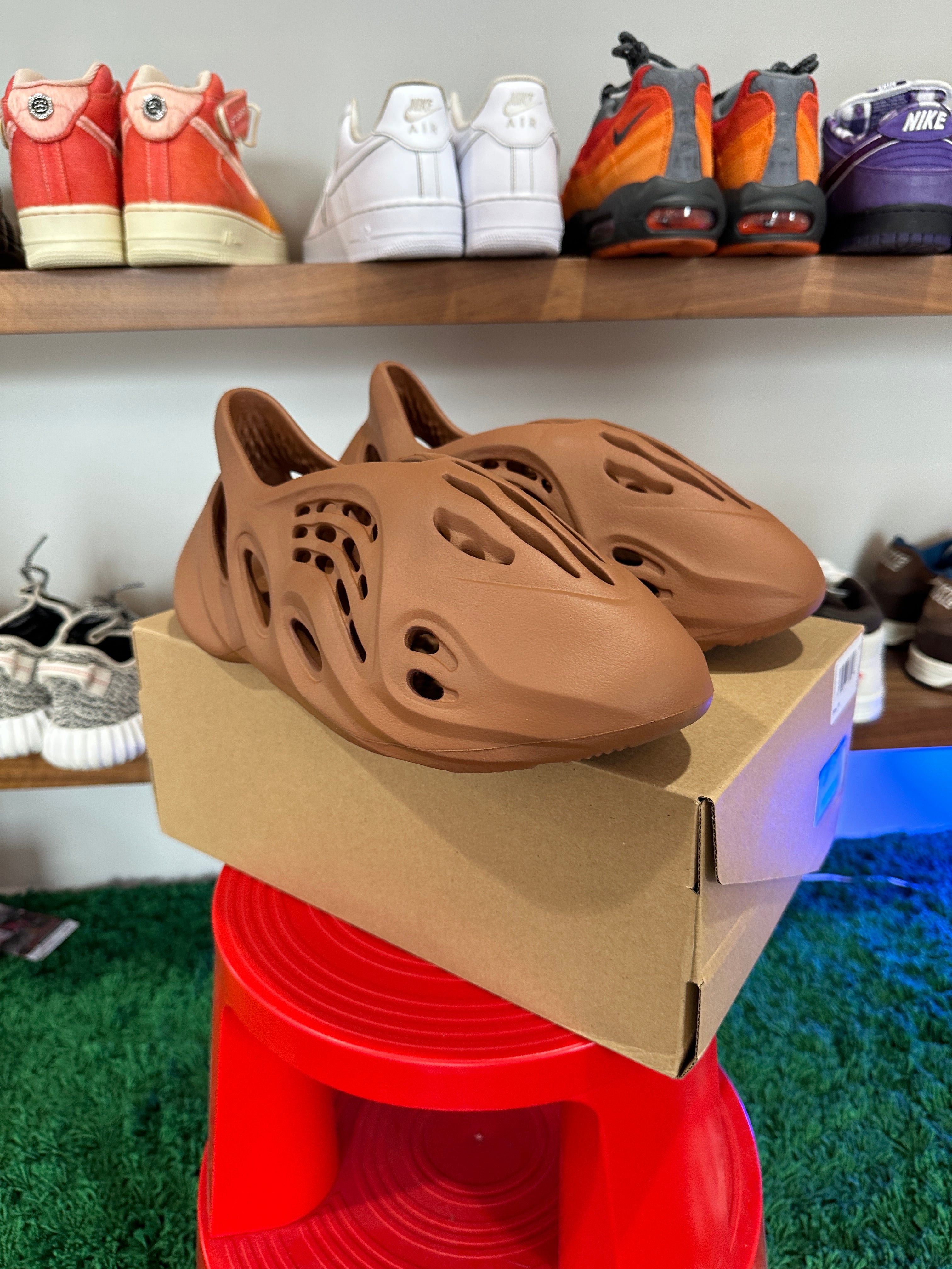 Yeezy Foam Runner Clay Red