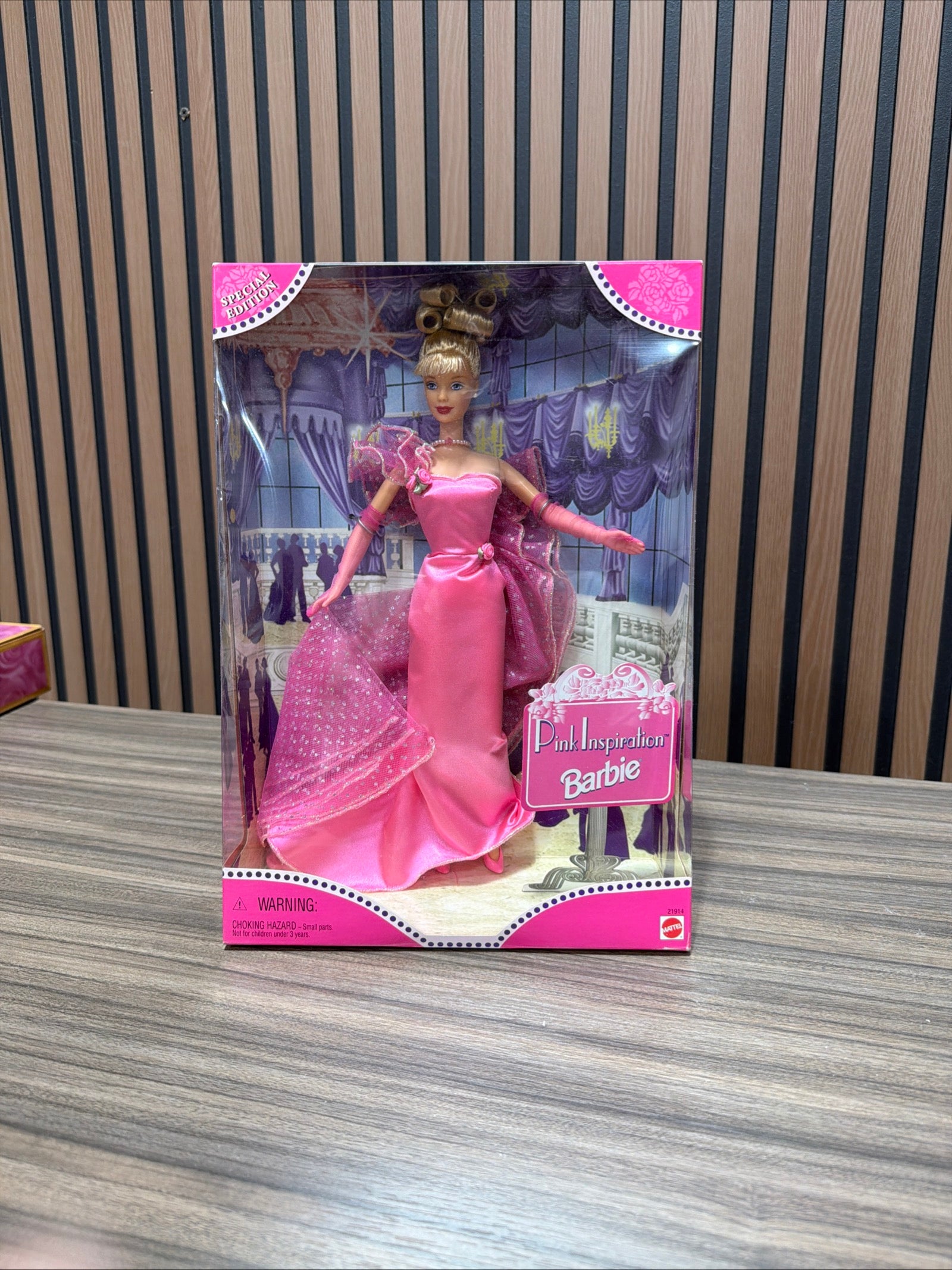 Pink Inspiration Barbie Doll Brunette Special Edition 1998 Mattel 21721 NEW