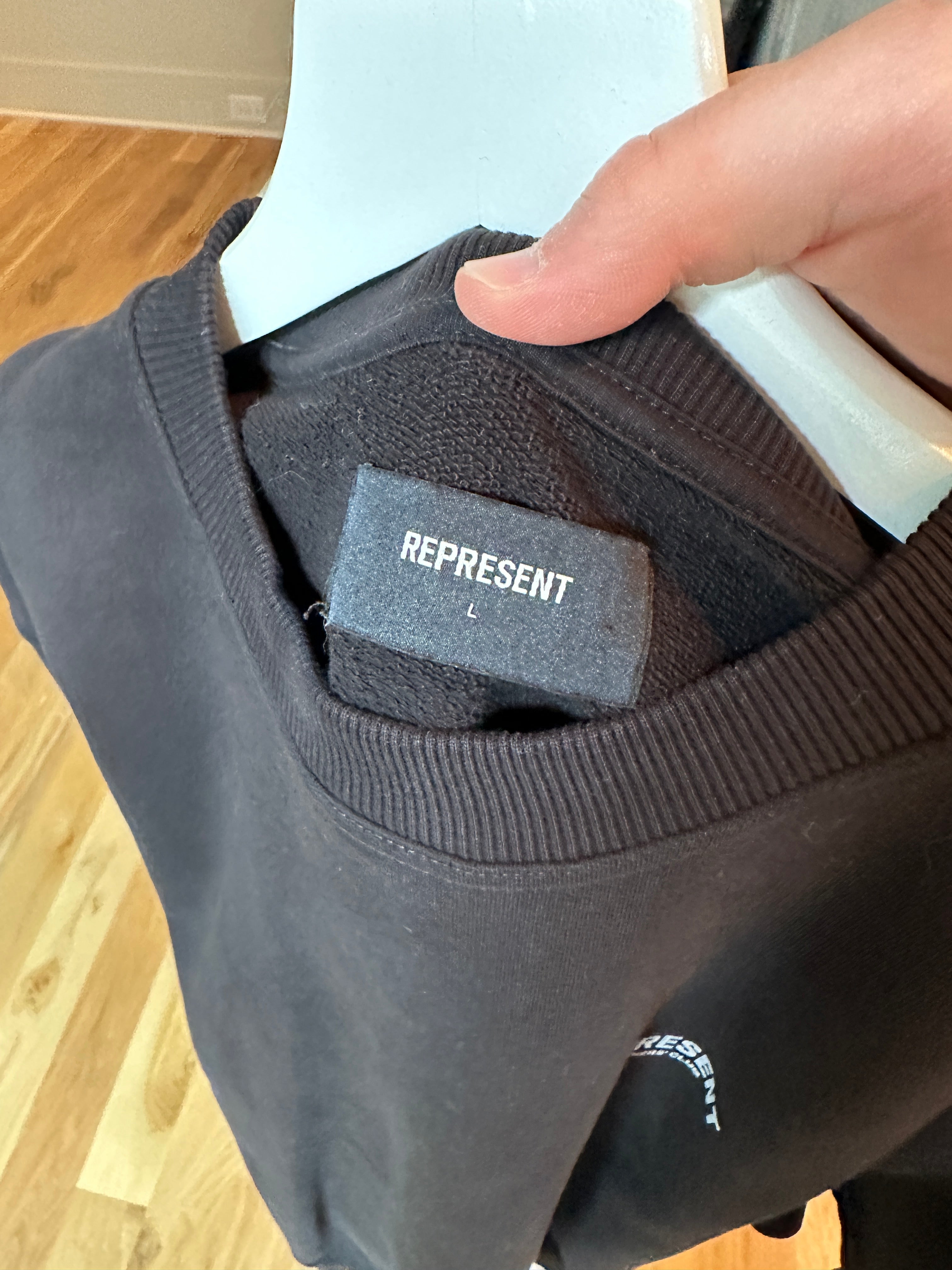 Represent Owners Club Crewneck Sz L