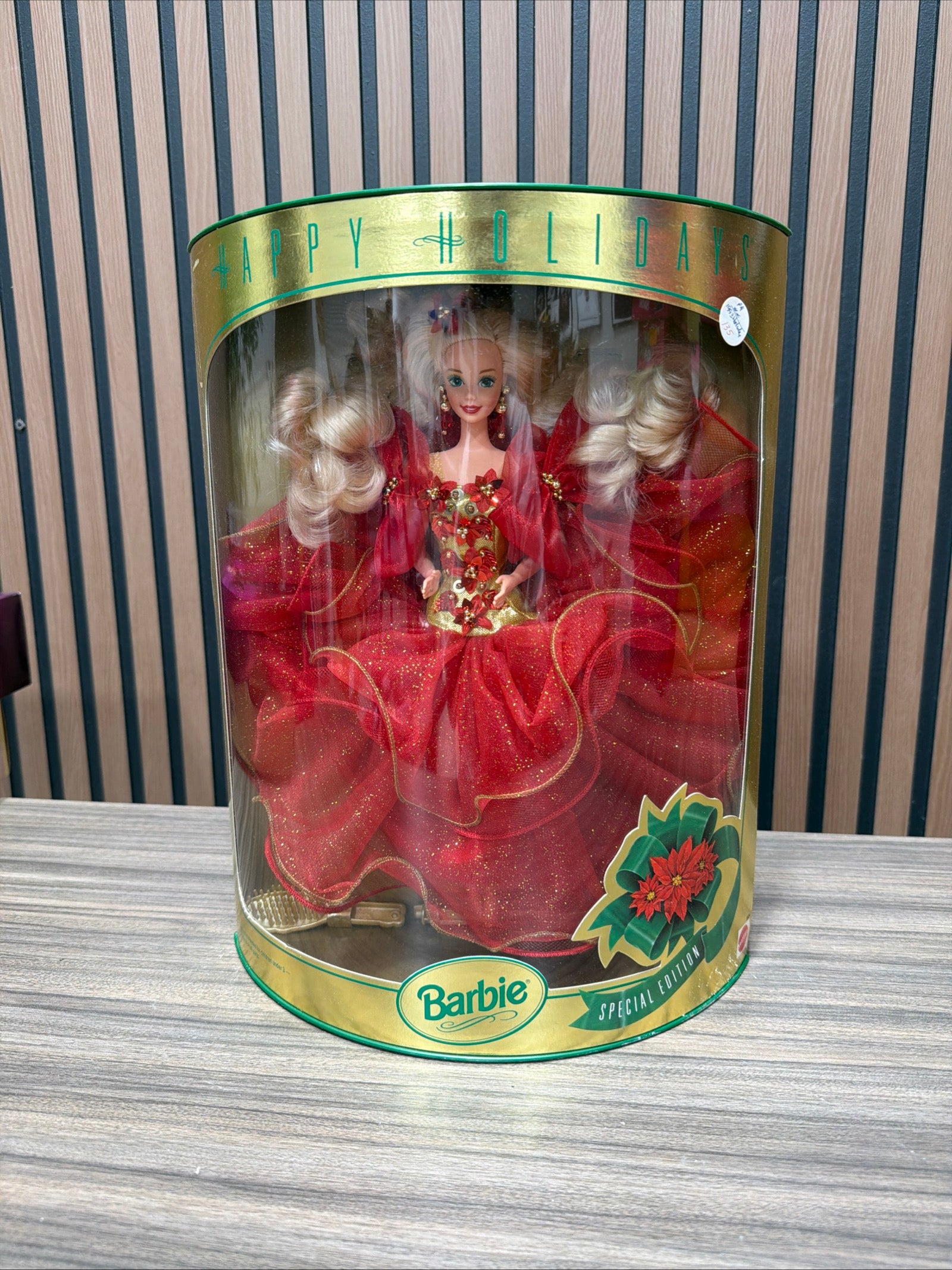 1993 Happy Holidays Barbie Doll Hallmark Special Edition Mattel No. 10824 NEW