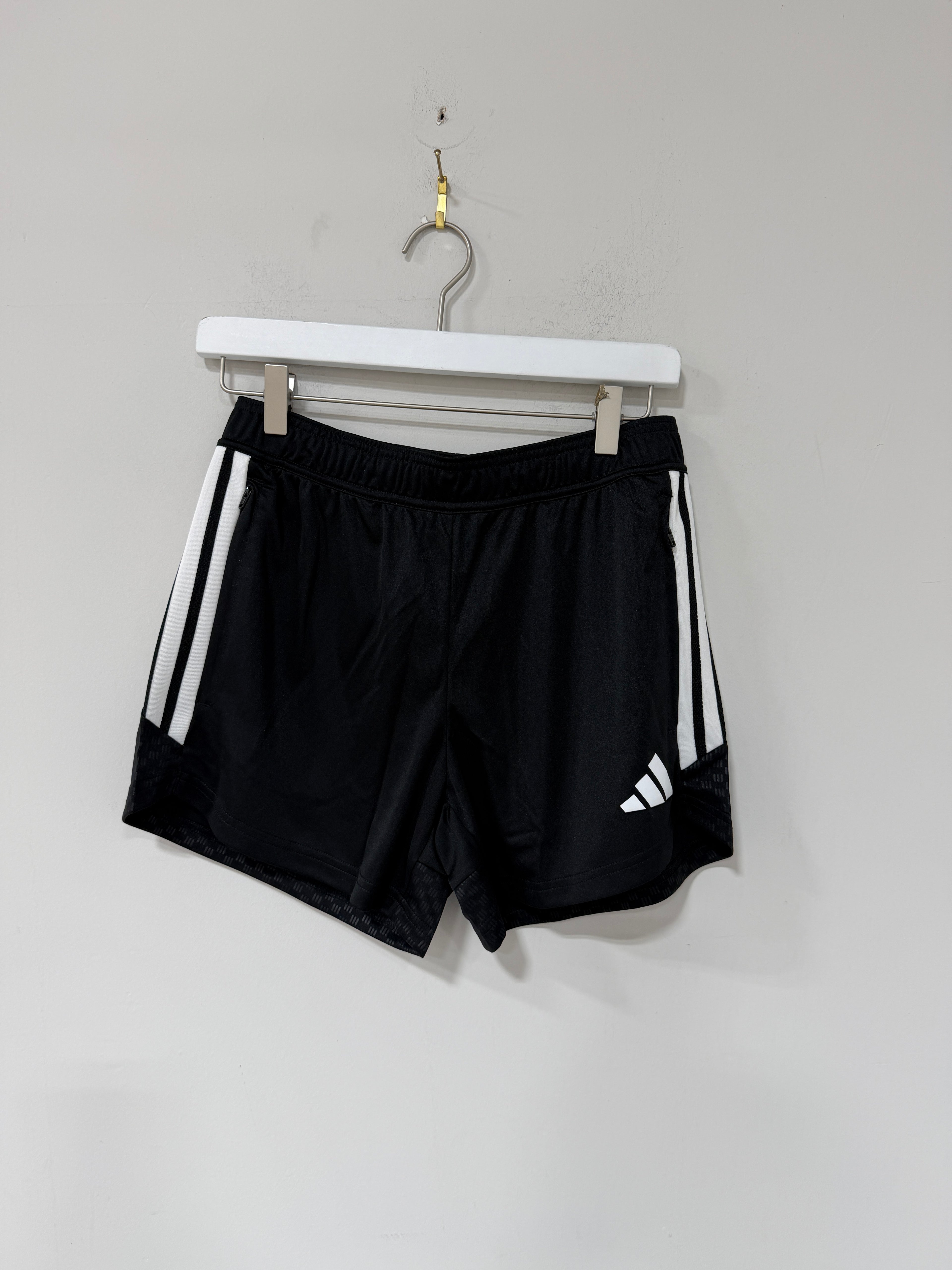 adidas Women's Tiro 26 Competition Training Shorts