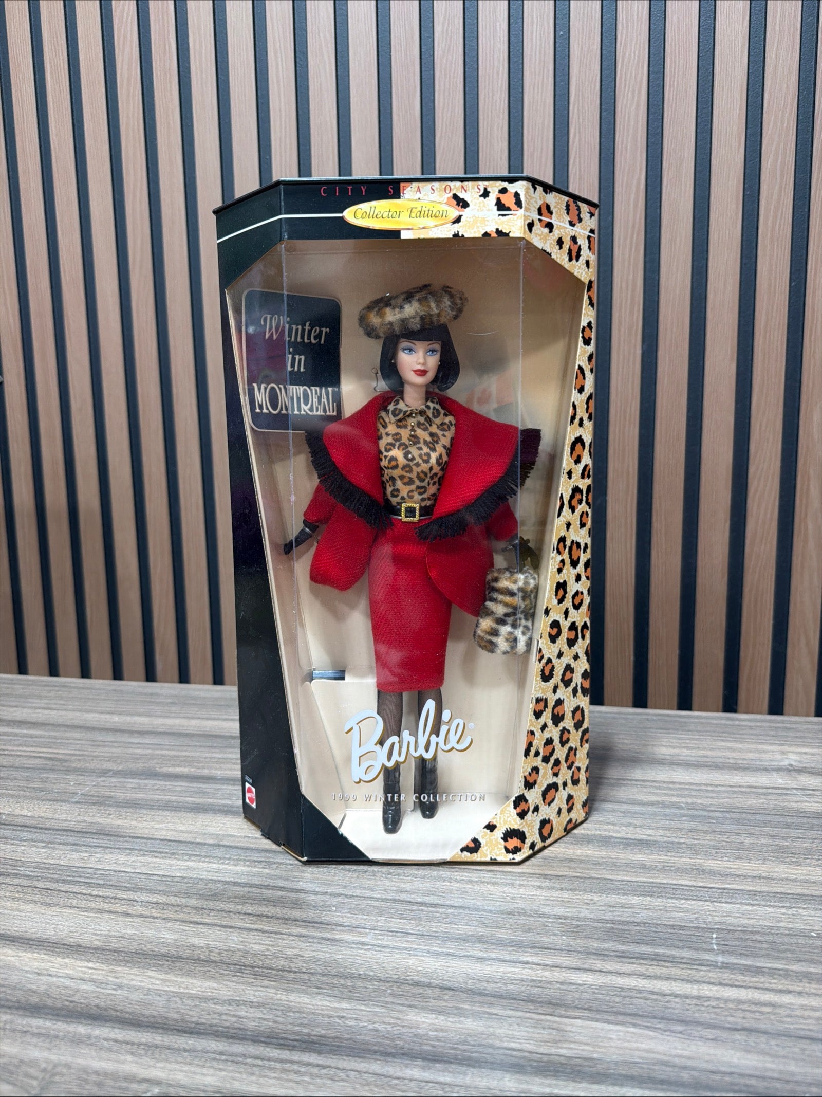 Winter in Montreal Barbie Doll City Seasons 1999 Mattel 22258