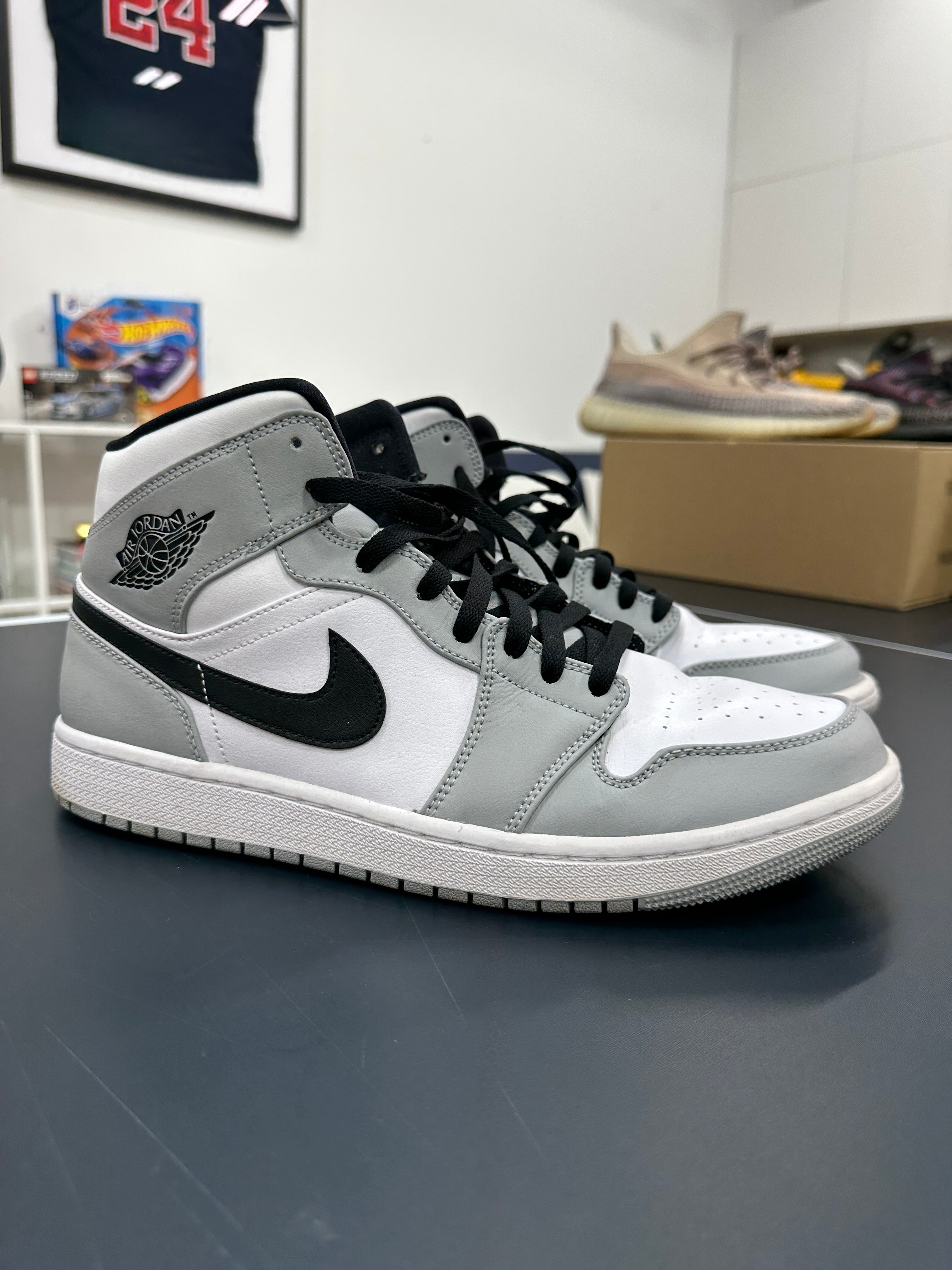 Jordan 1 Mid Sz 11