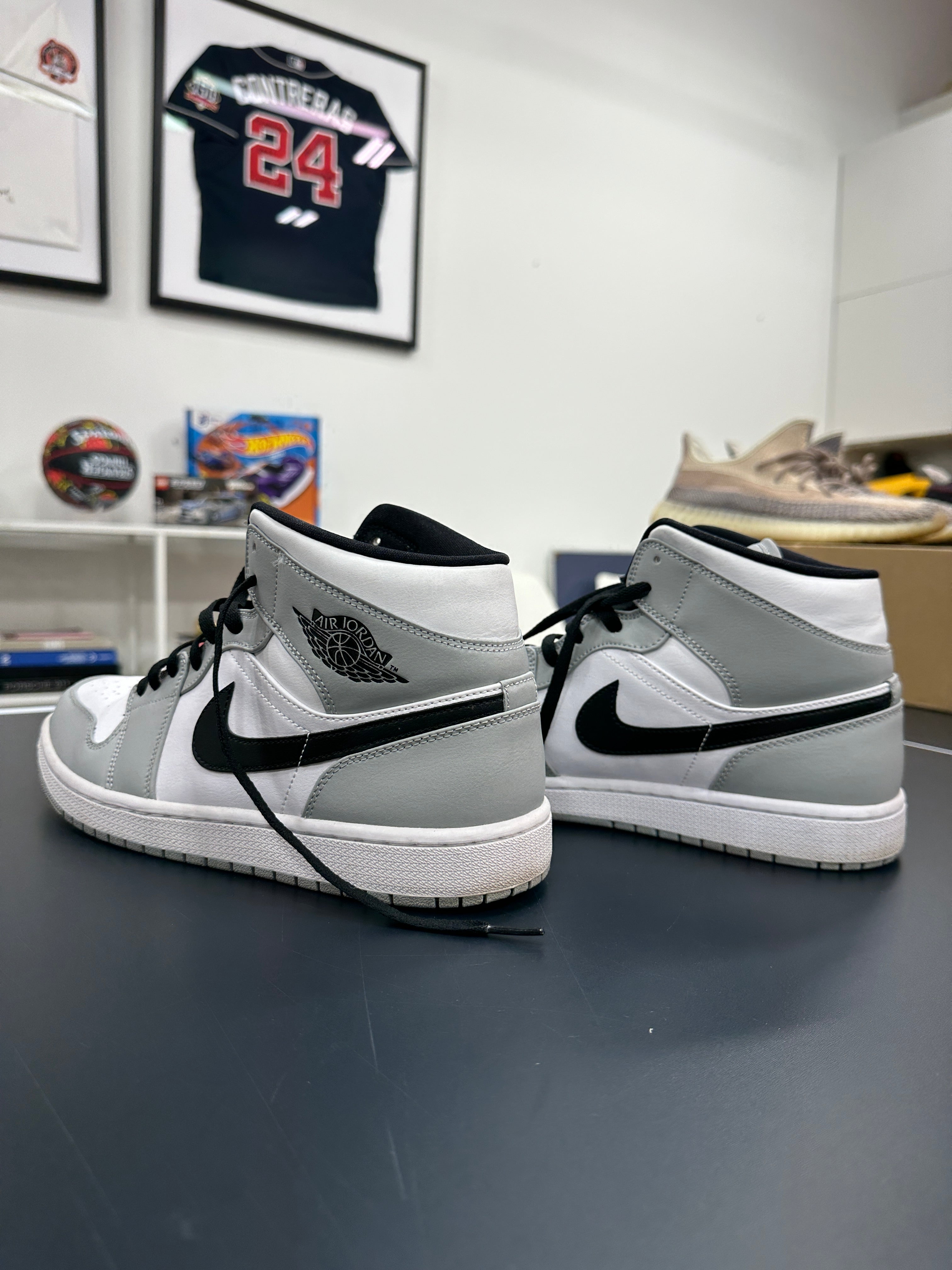 Jordan 1 Mid Sz 11