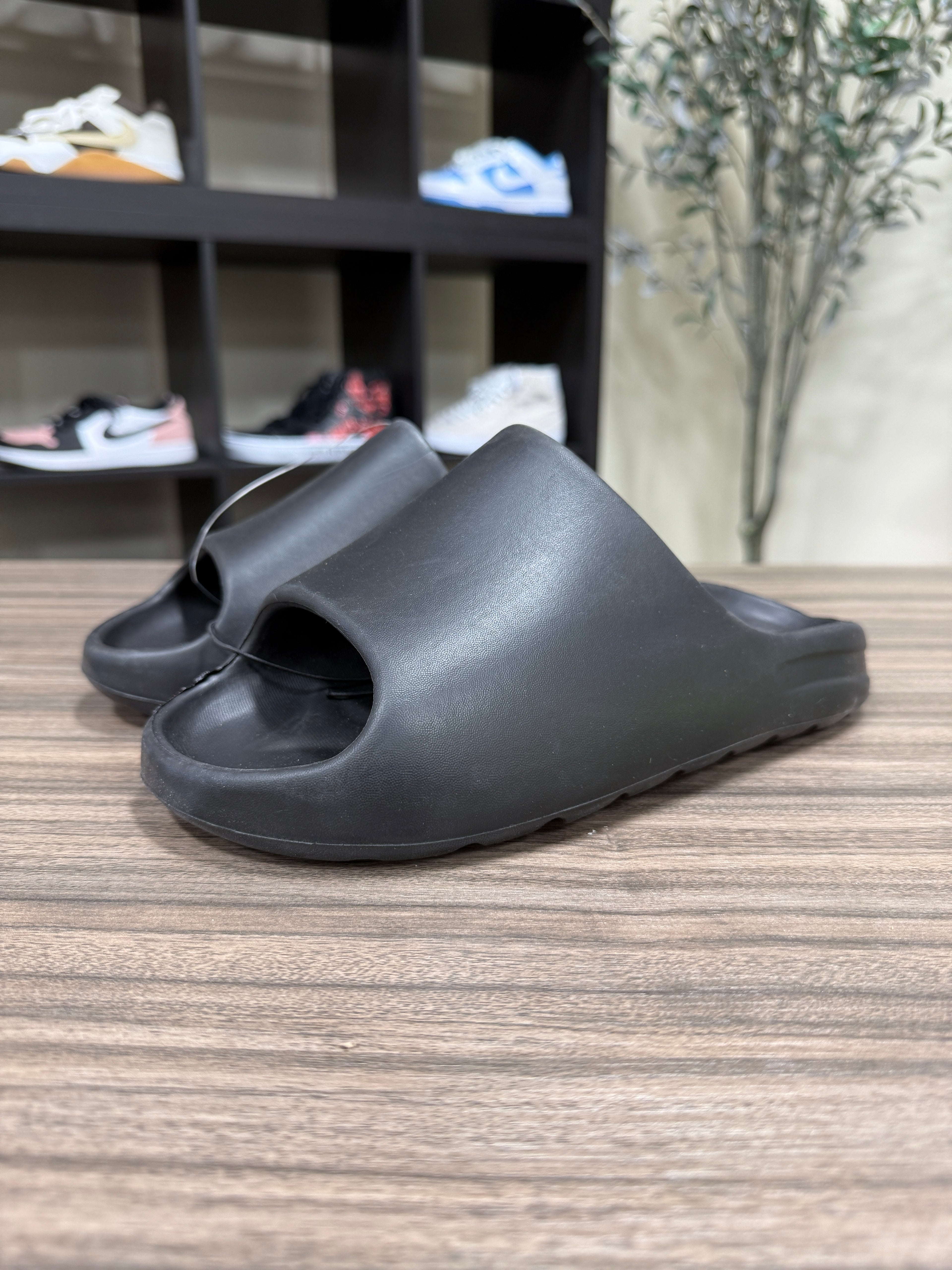 Vitalia Slides Sz 7