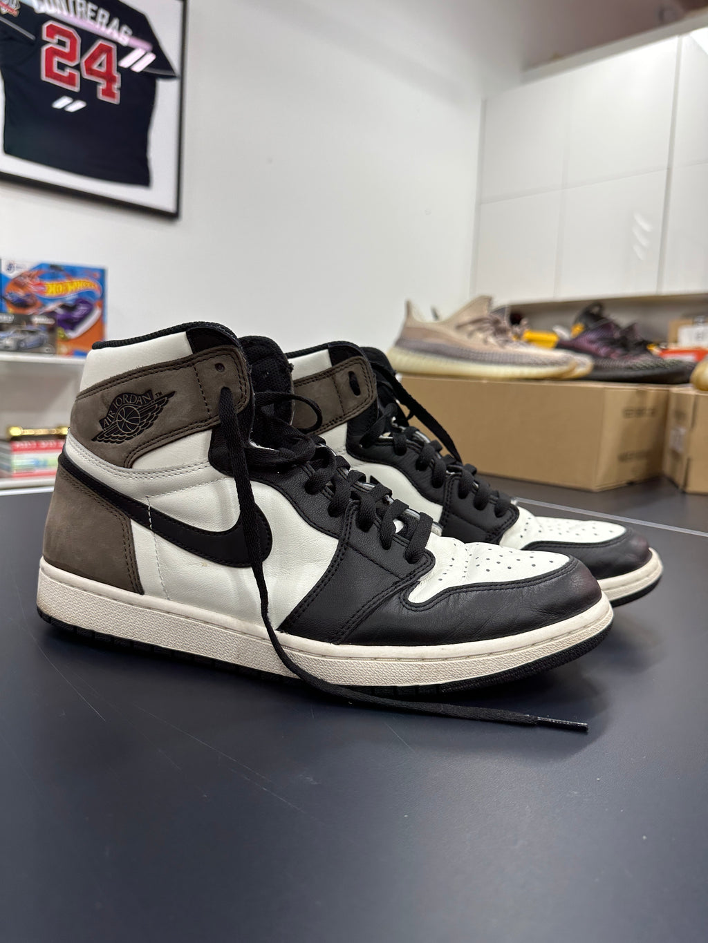 Jordan 1 High Mocha Sz 11.5 No Box