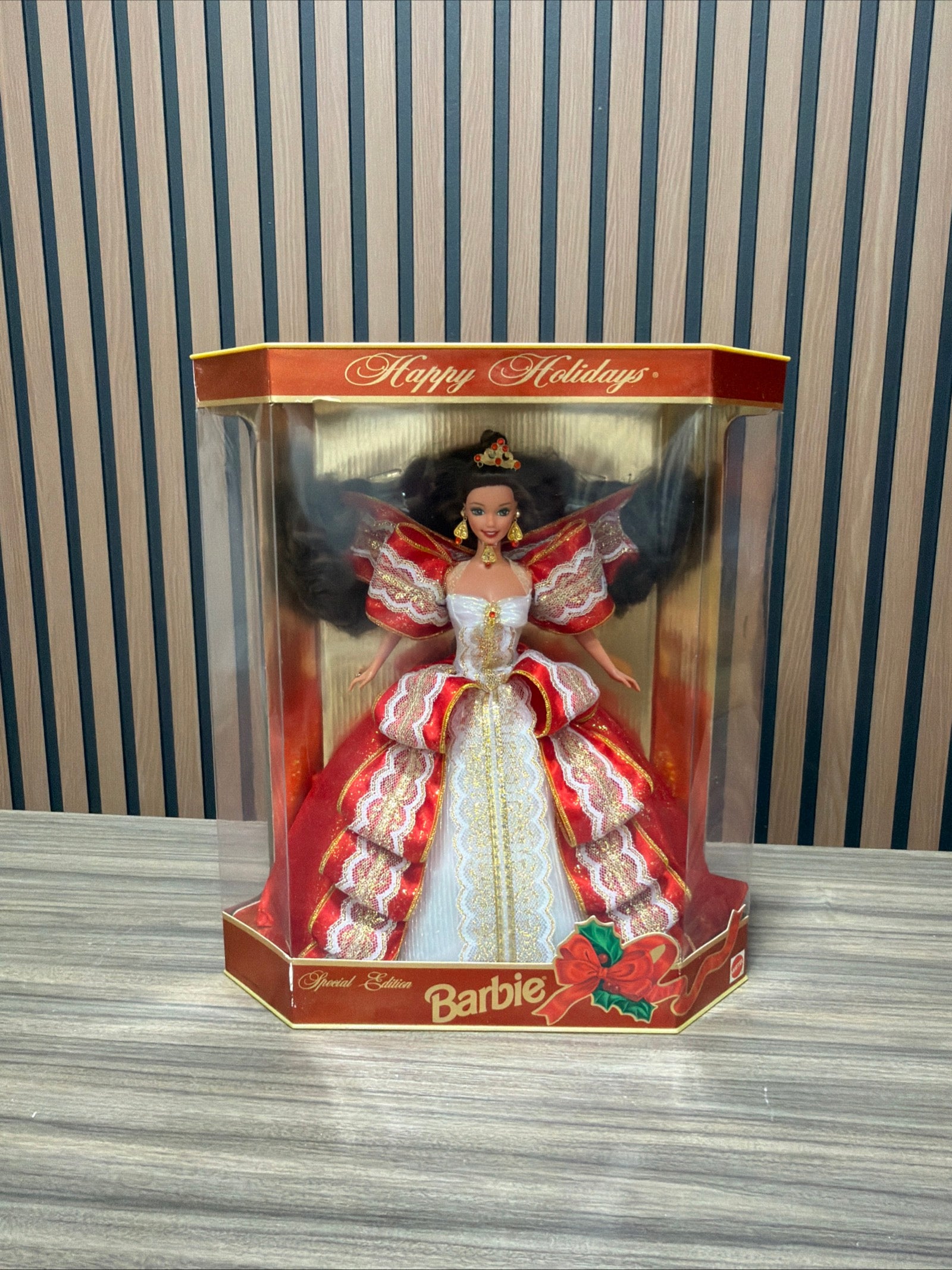 1997 Happy Holidays Special Edition Barbie Doll Mattel 17832