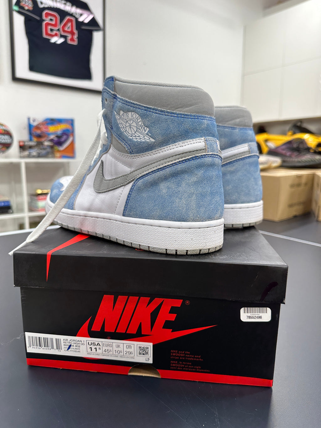 Jordan 1 High Hyper Royal Sz 11.5