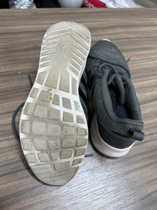 Adidas Shoes Sz 8